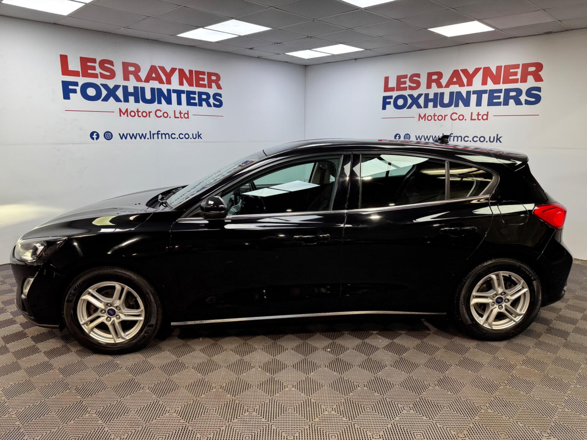 Ford Focus view 5