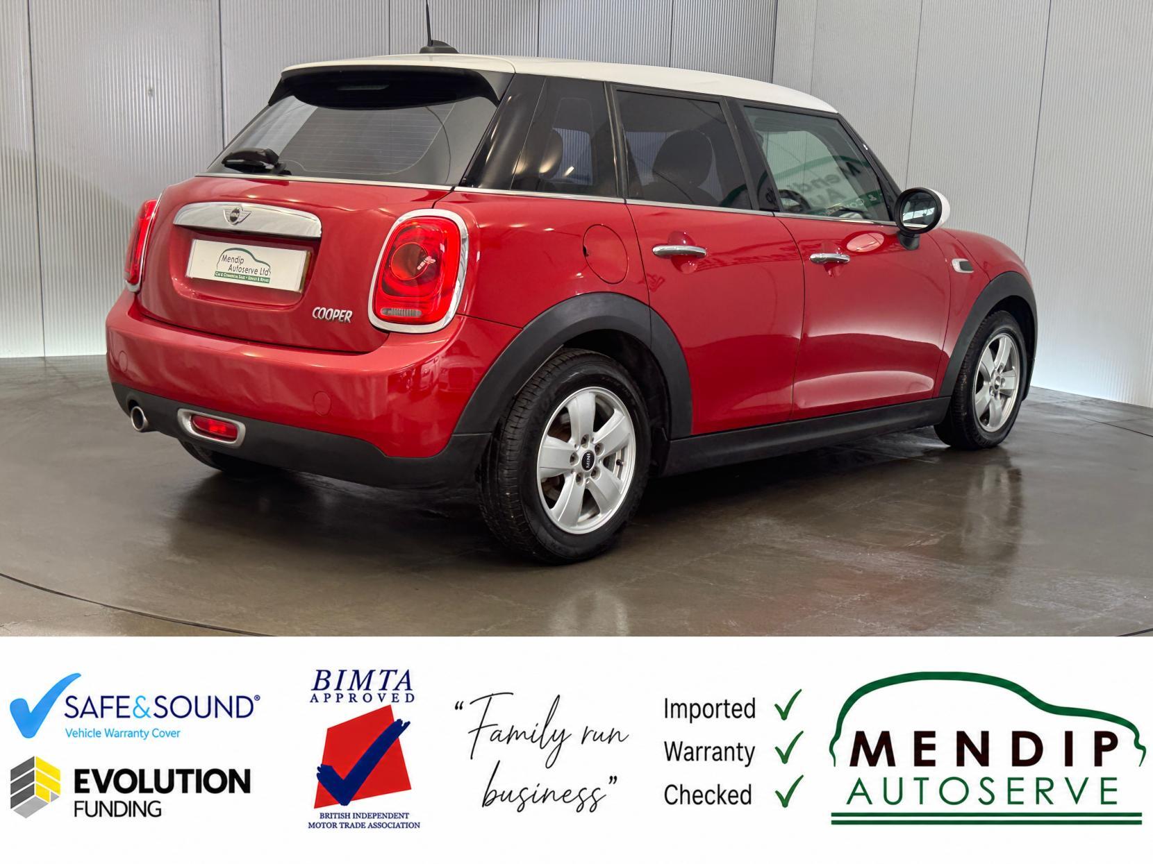 Mini Cooper view 28