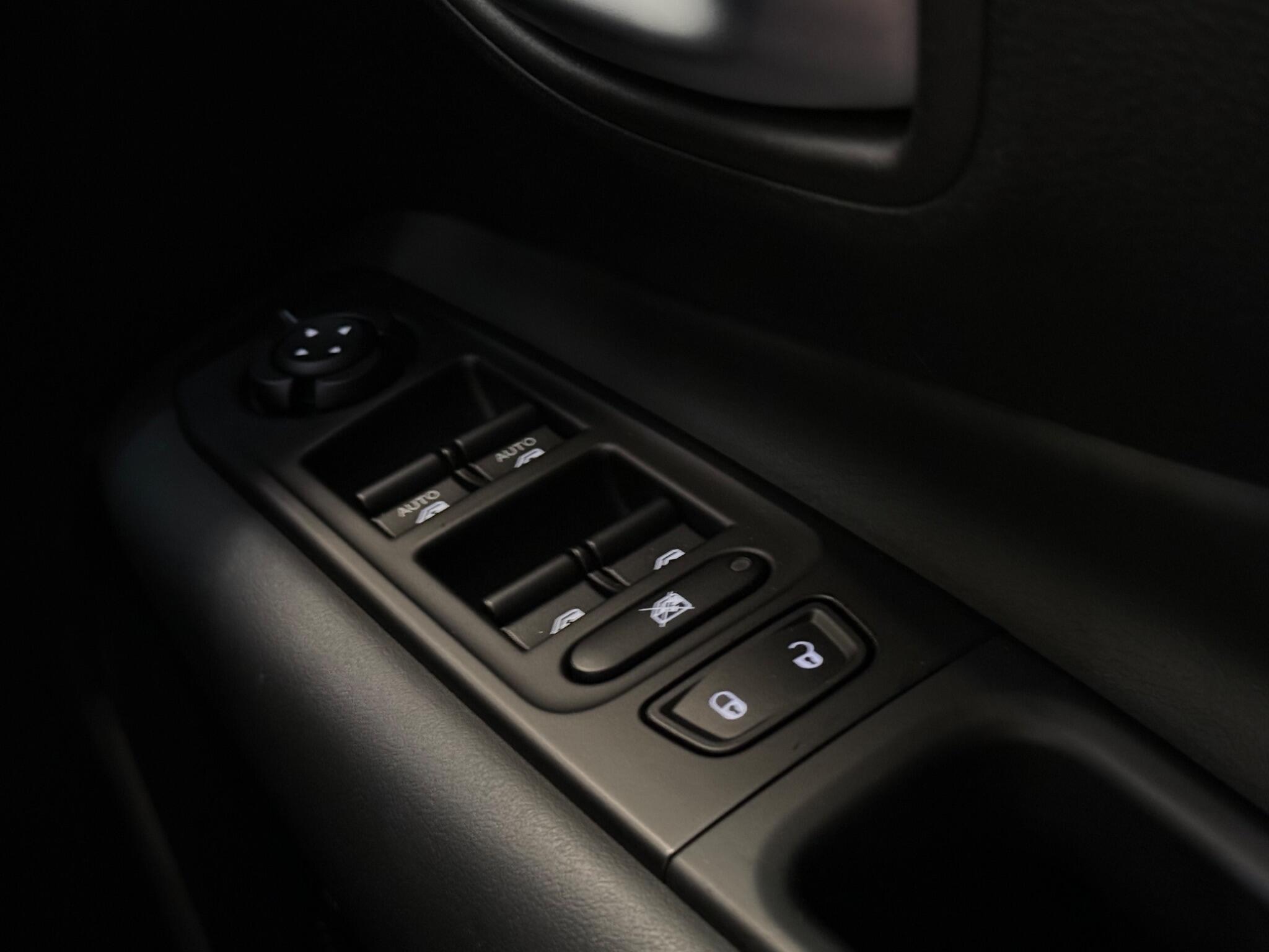 Jeep Renegade view 17