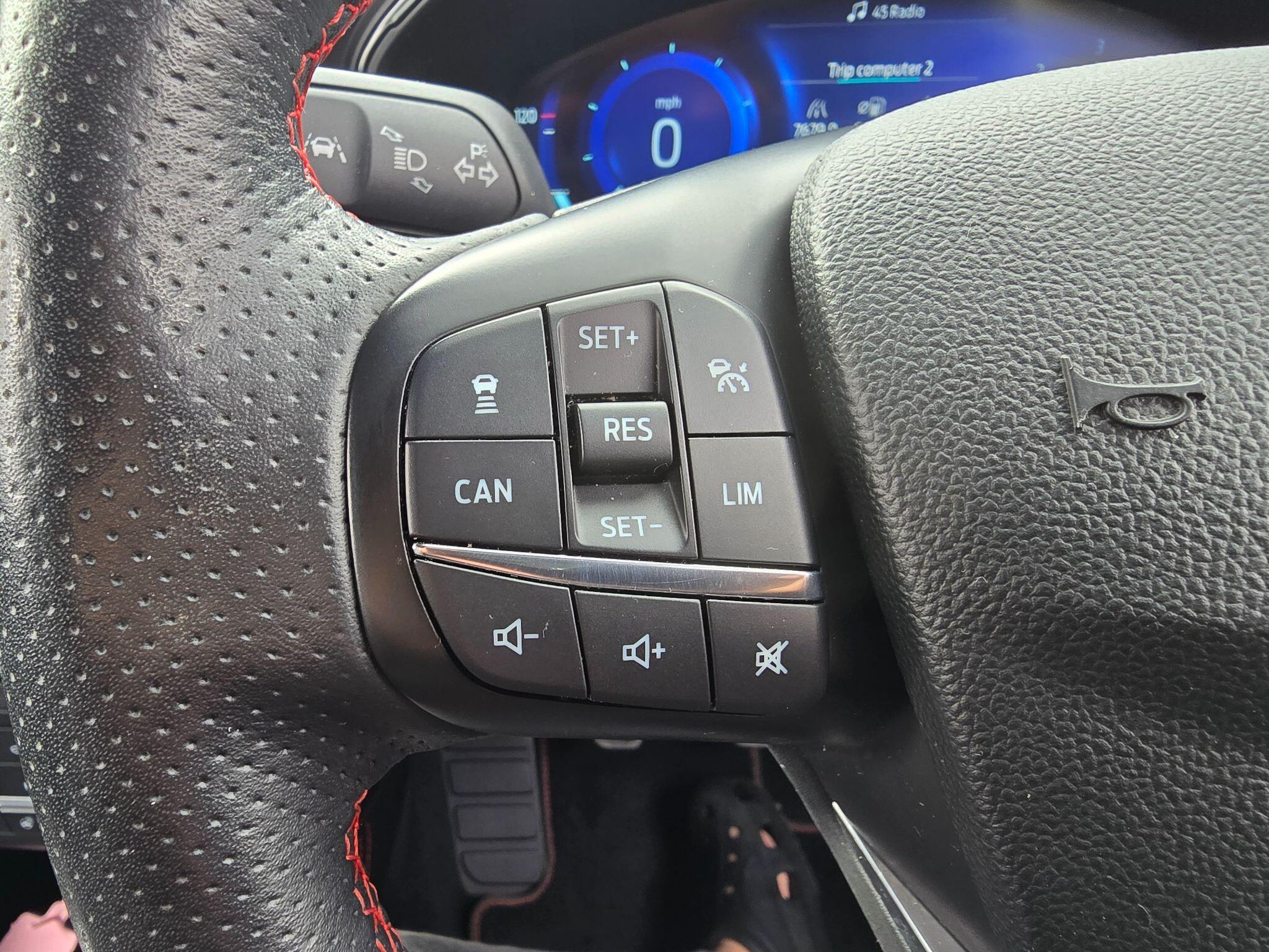 Ford Focus view 29