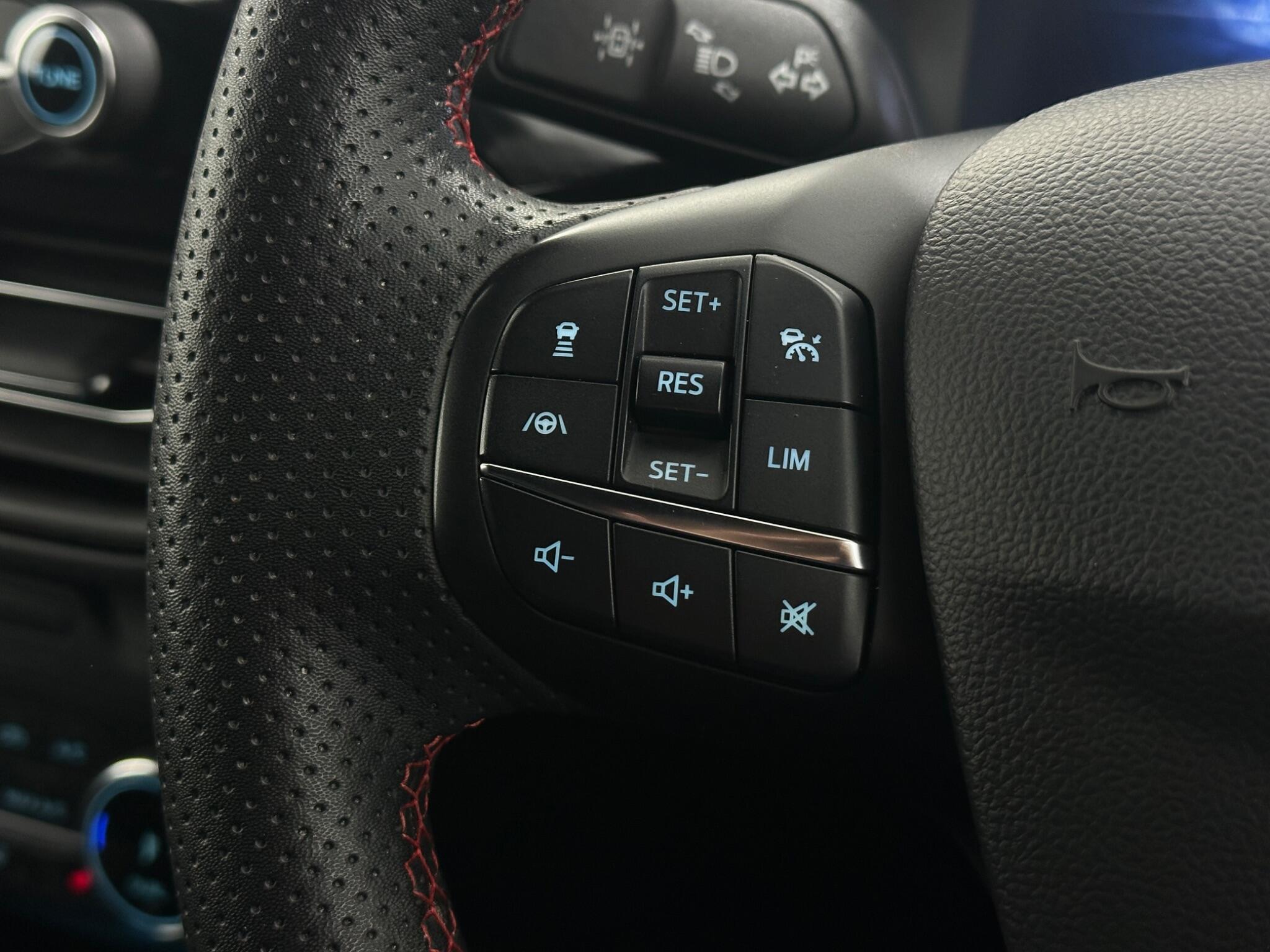 Ford Kuga view 14