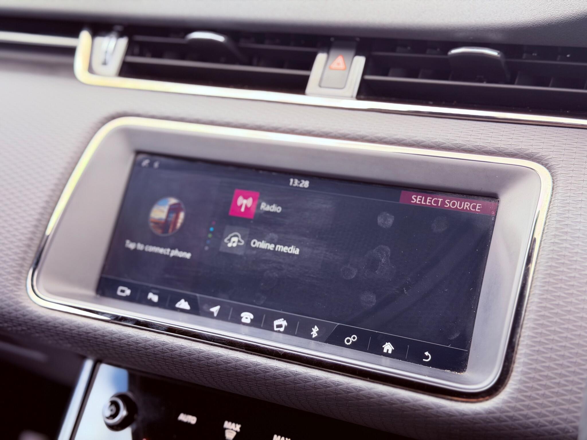 Land Rover Range Rover Evoque view 31