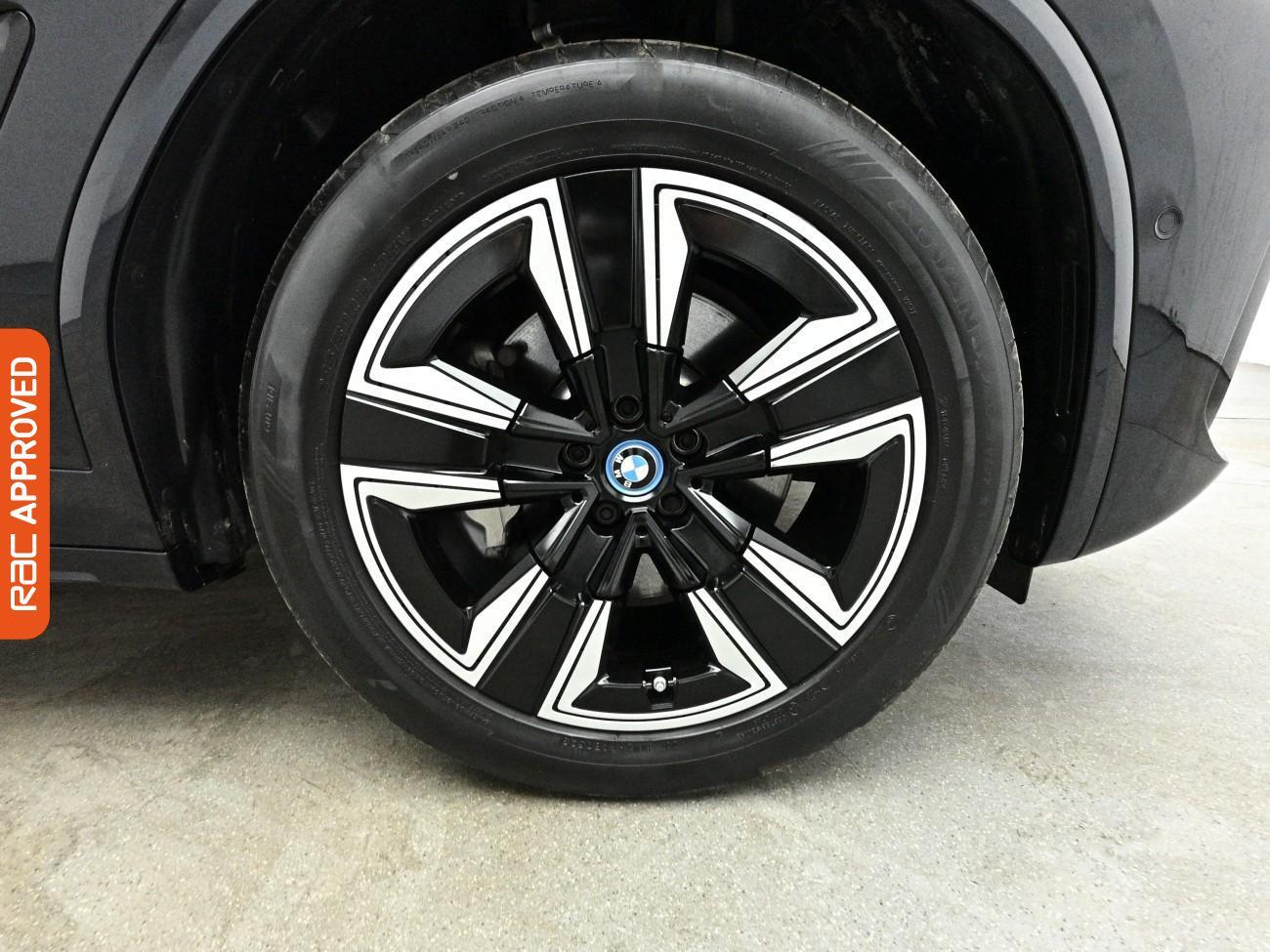 BMW Ix3 view 15