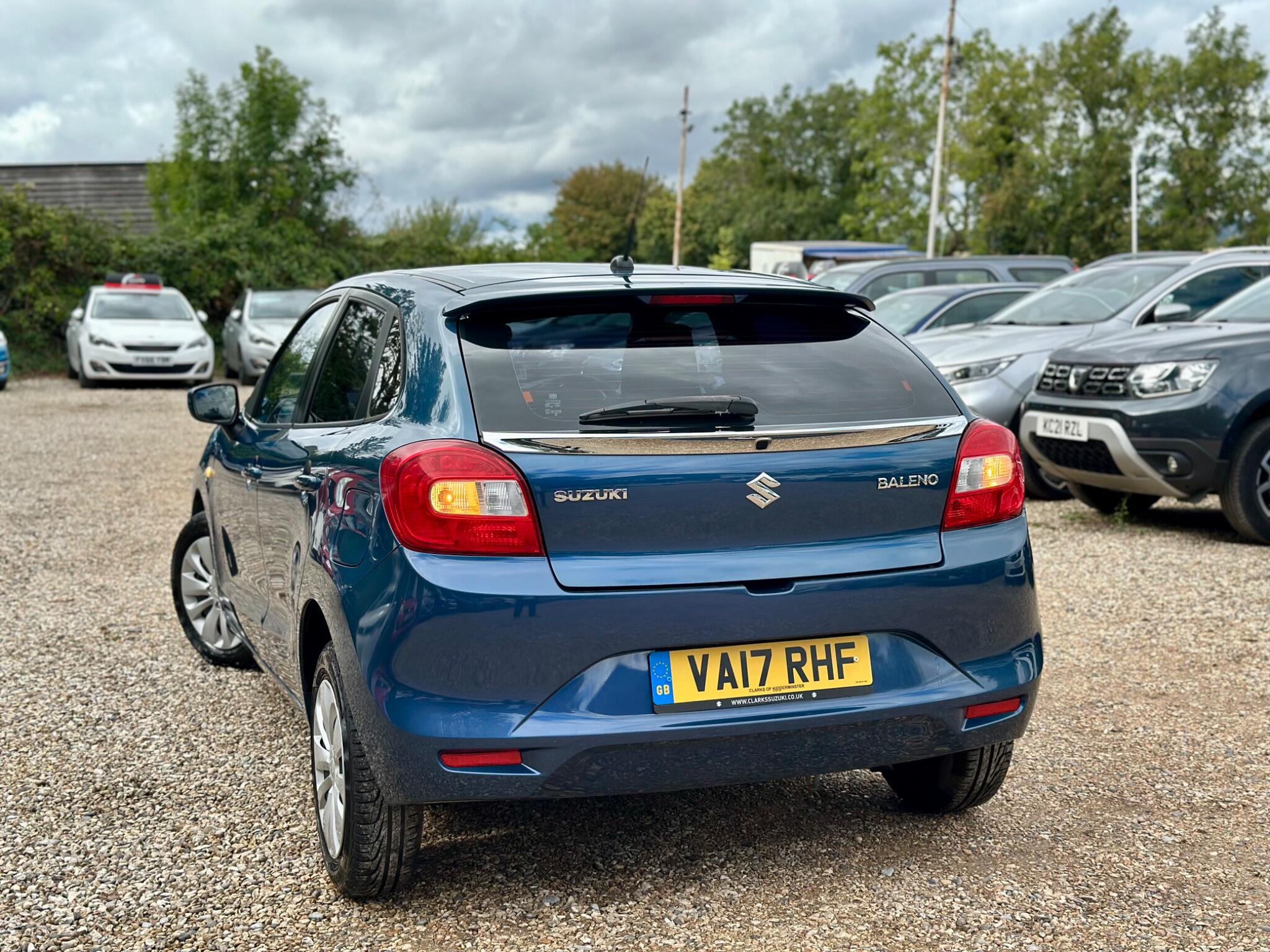 Suzuki Baleno view 15