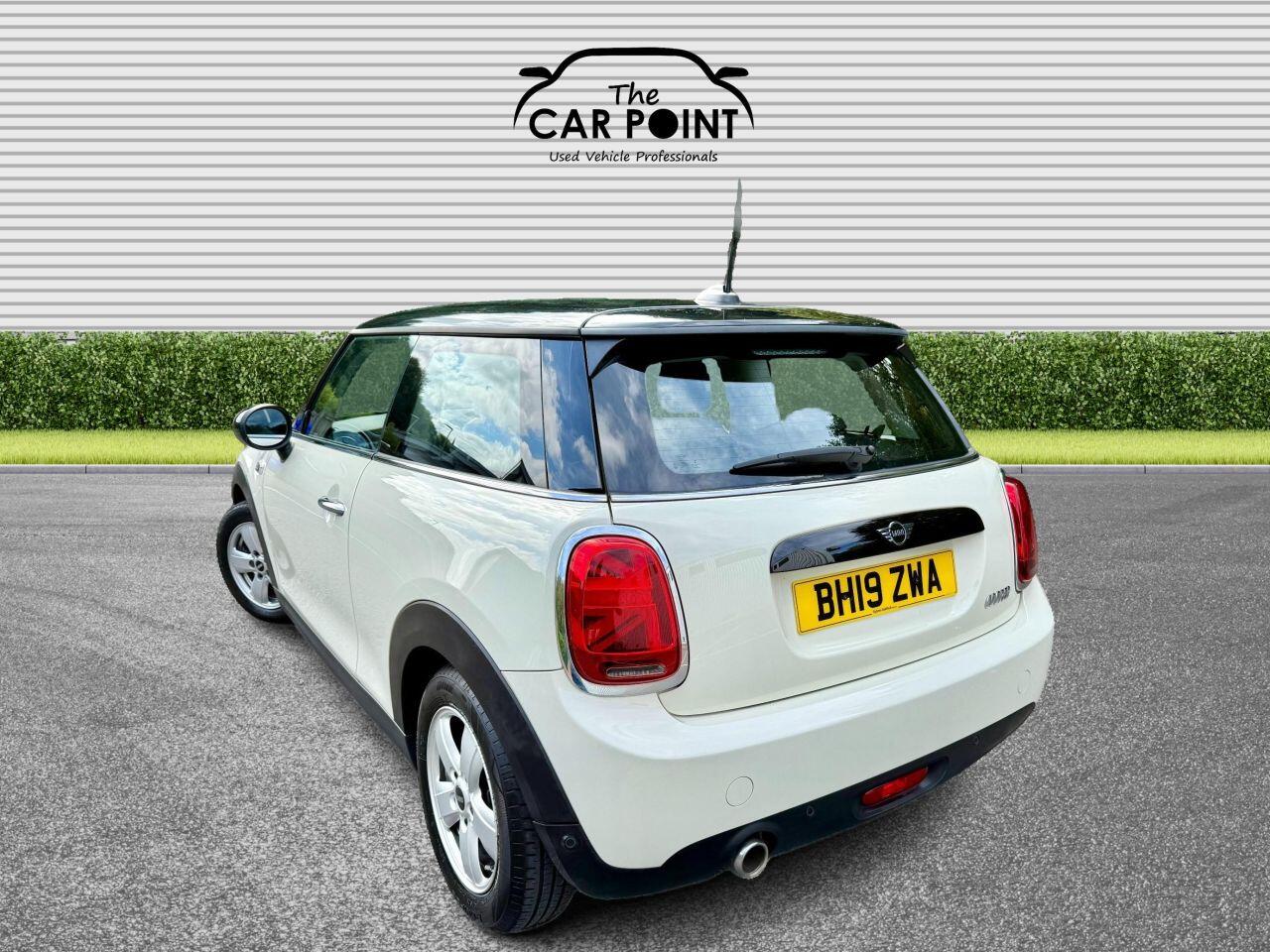 Mini Hatch view 10
