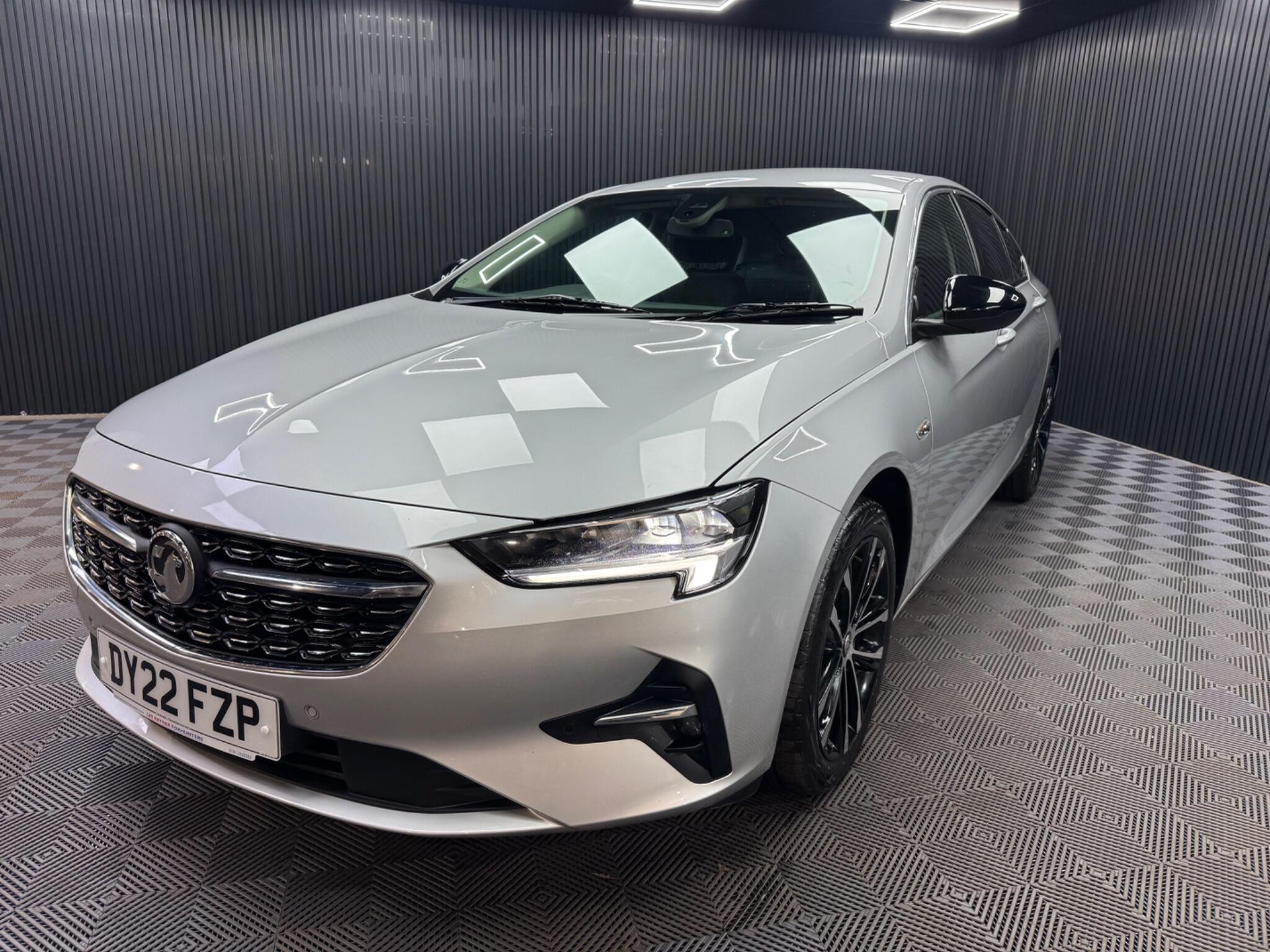 Vauxhall Insignia view 15