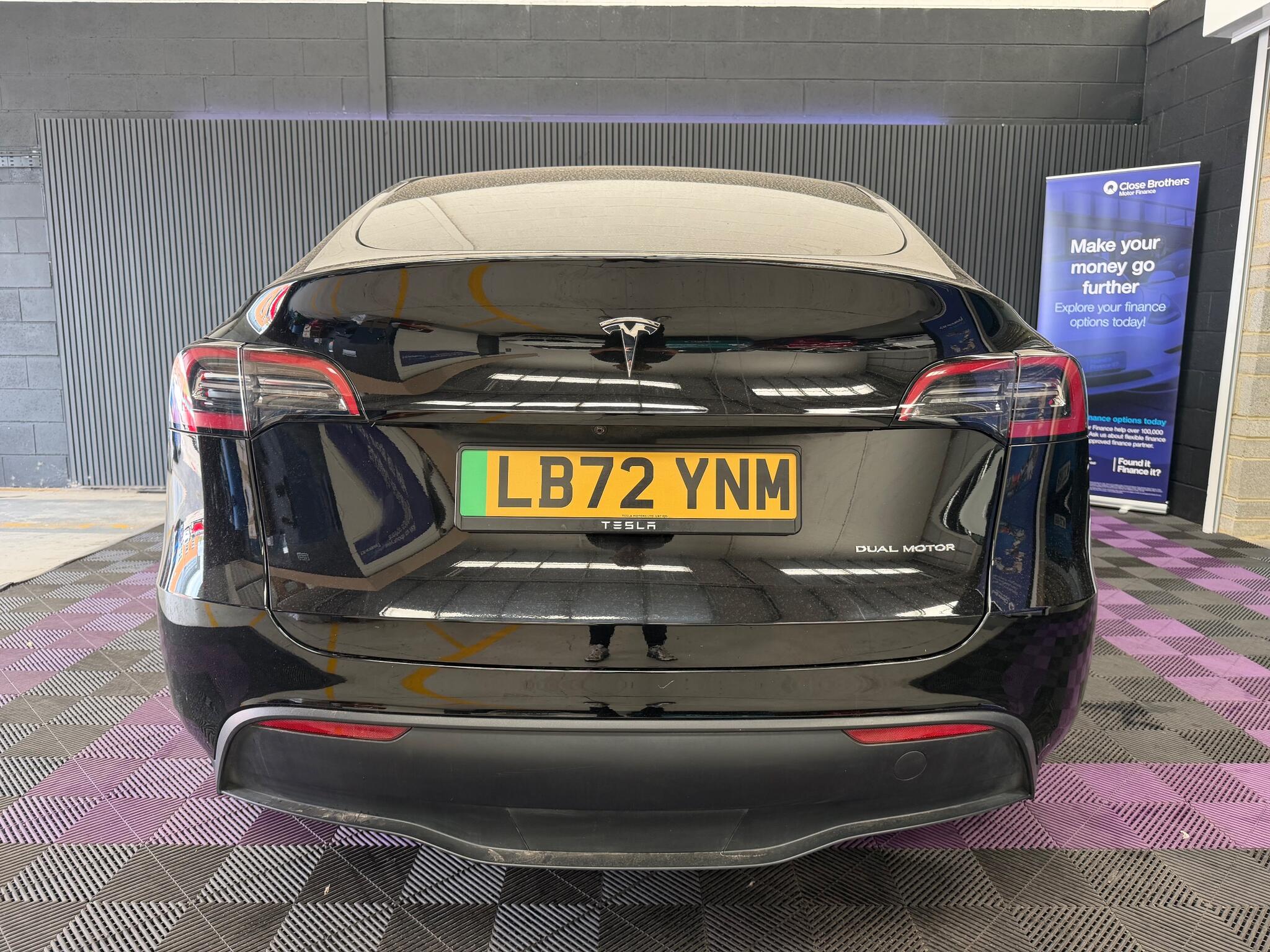 Tesla Model Y view 4