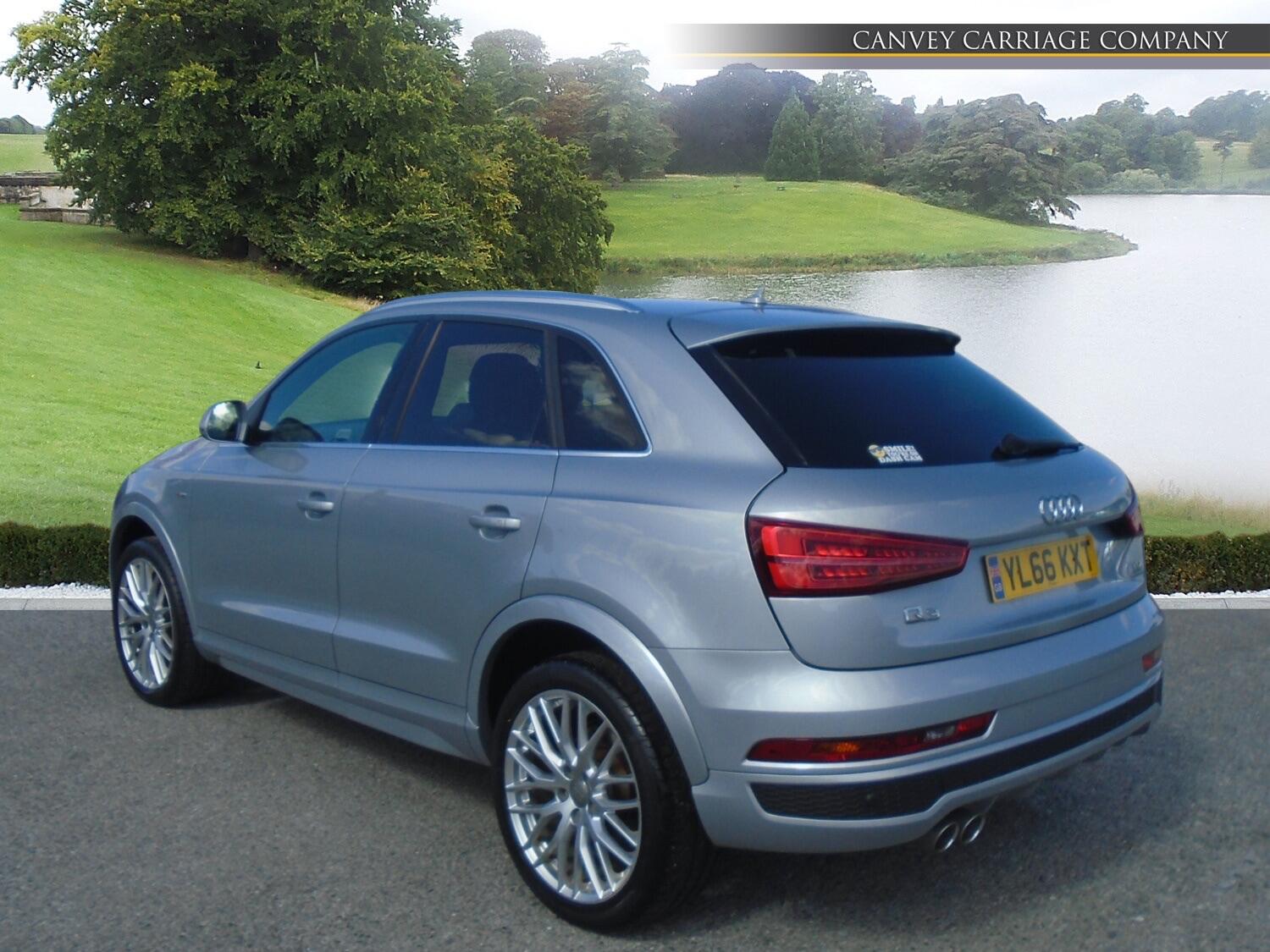 Audi Q3 view 4