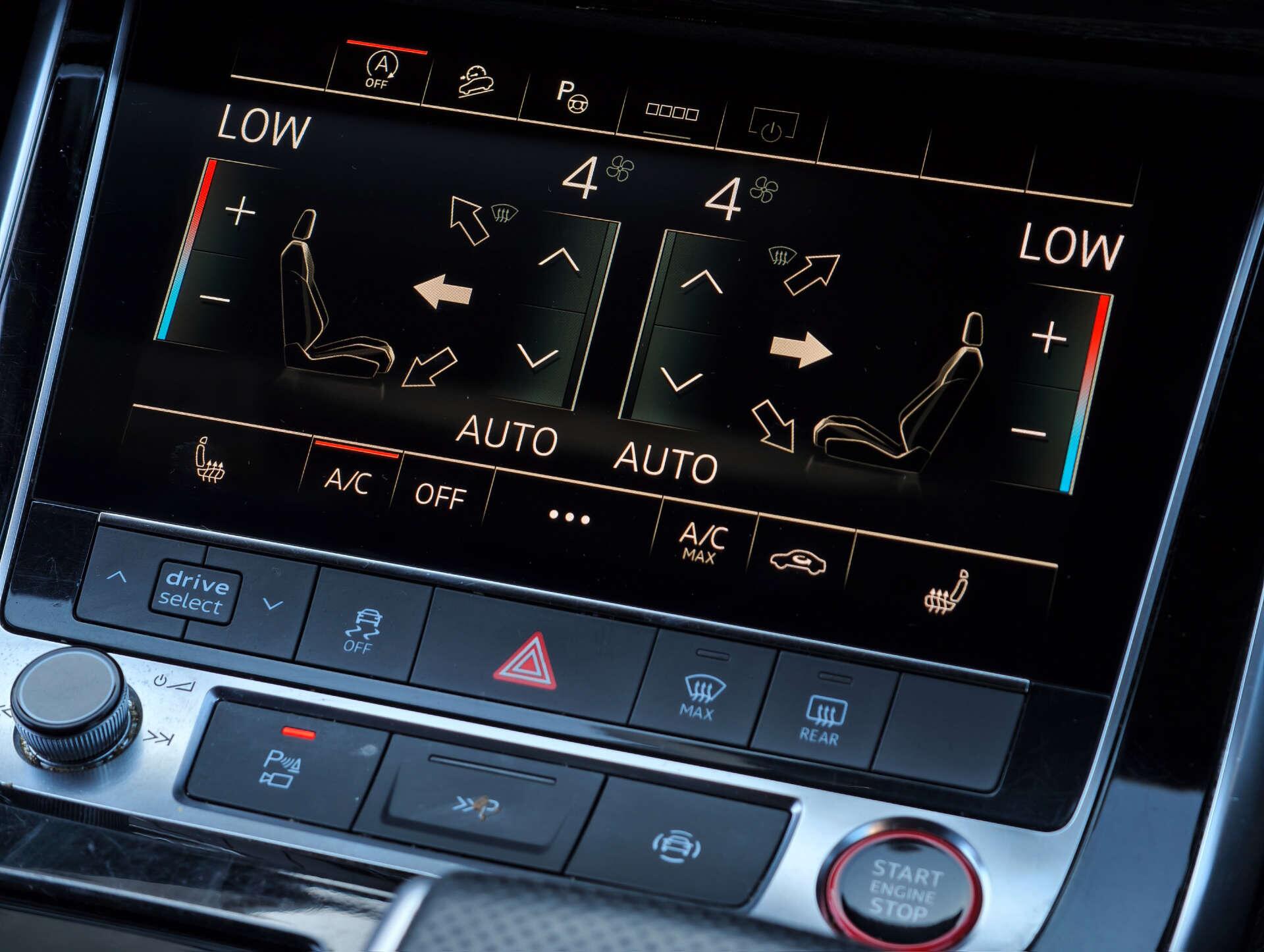 Audi SQ7 view 46