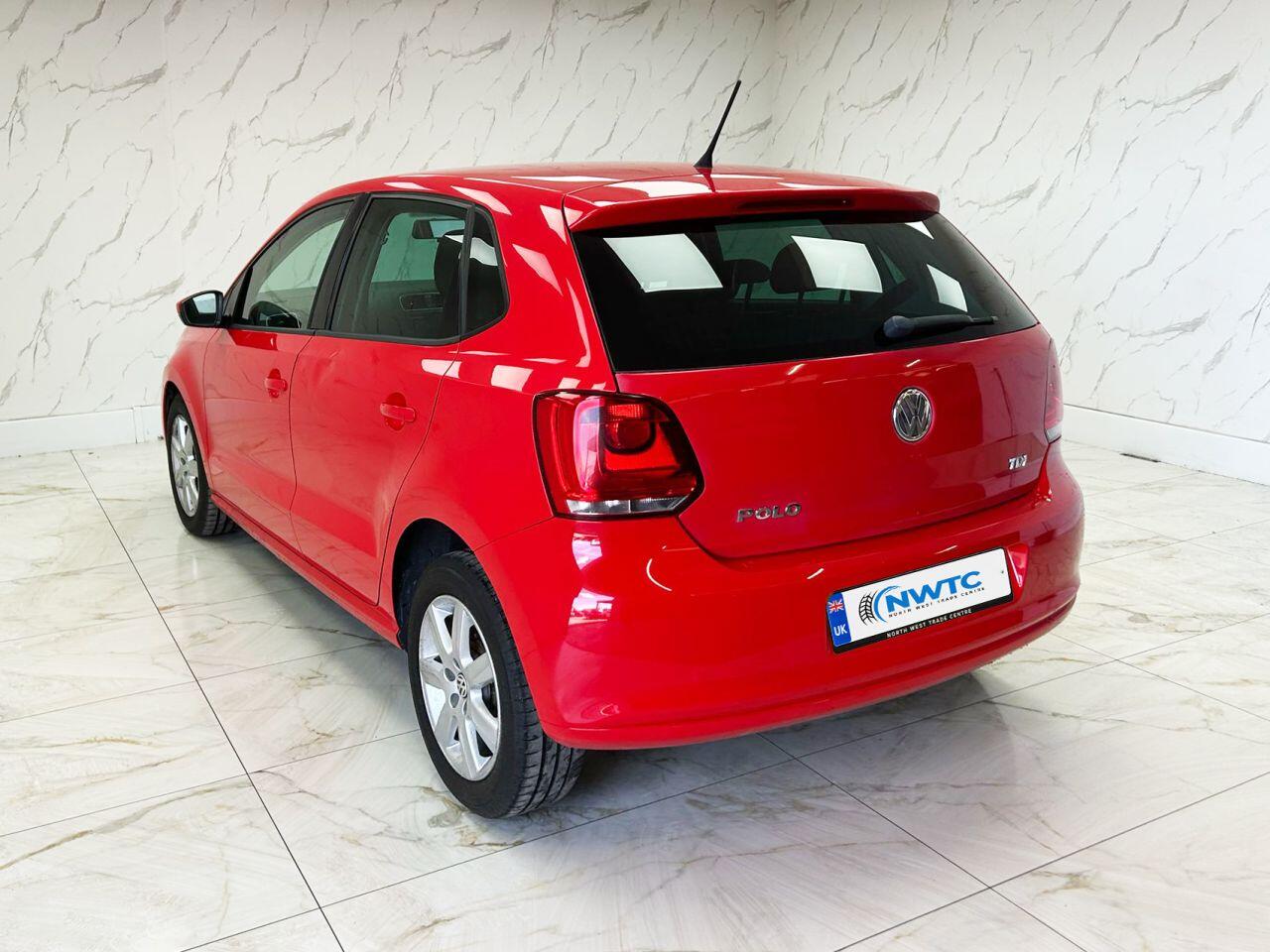 Volkswagen Polo view 8