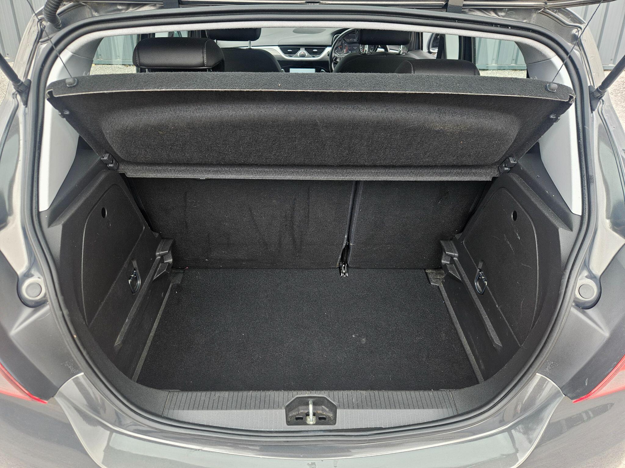2015 Vauxhall Corsa image 51