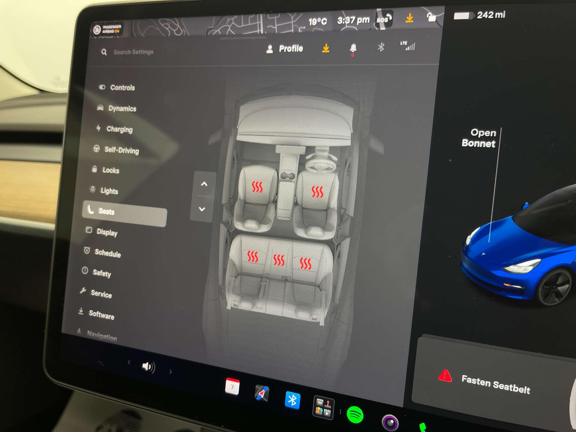 Tesla Model 3 view 20