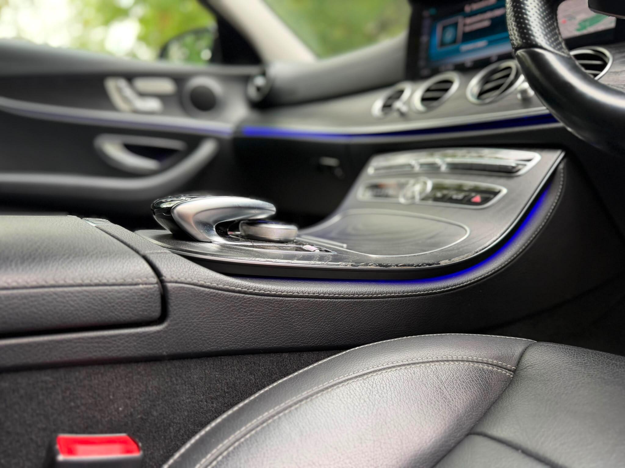 Mercedes-Benz E-Class view 26