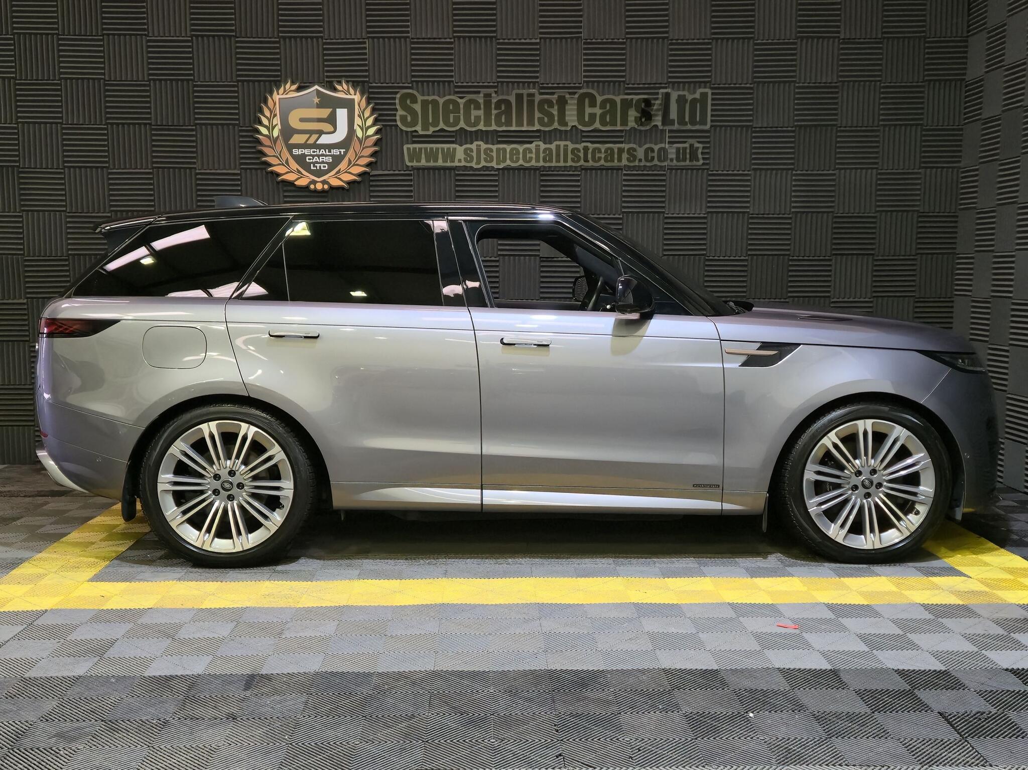 Land Rover Range Rover Sport view 36