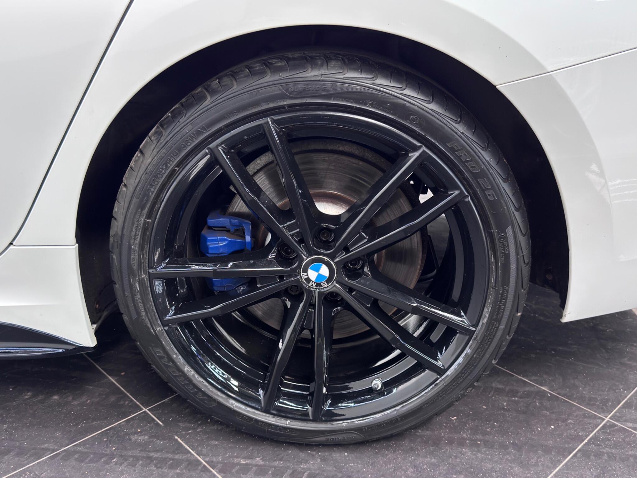 BMW 3 Series view 69