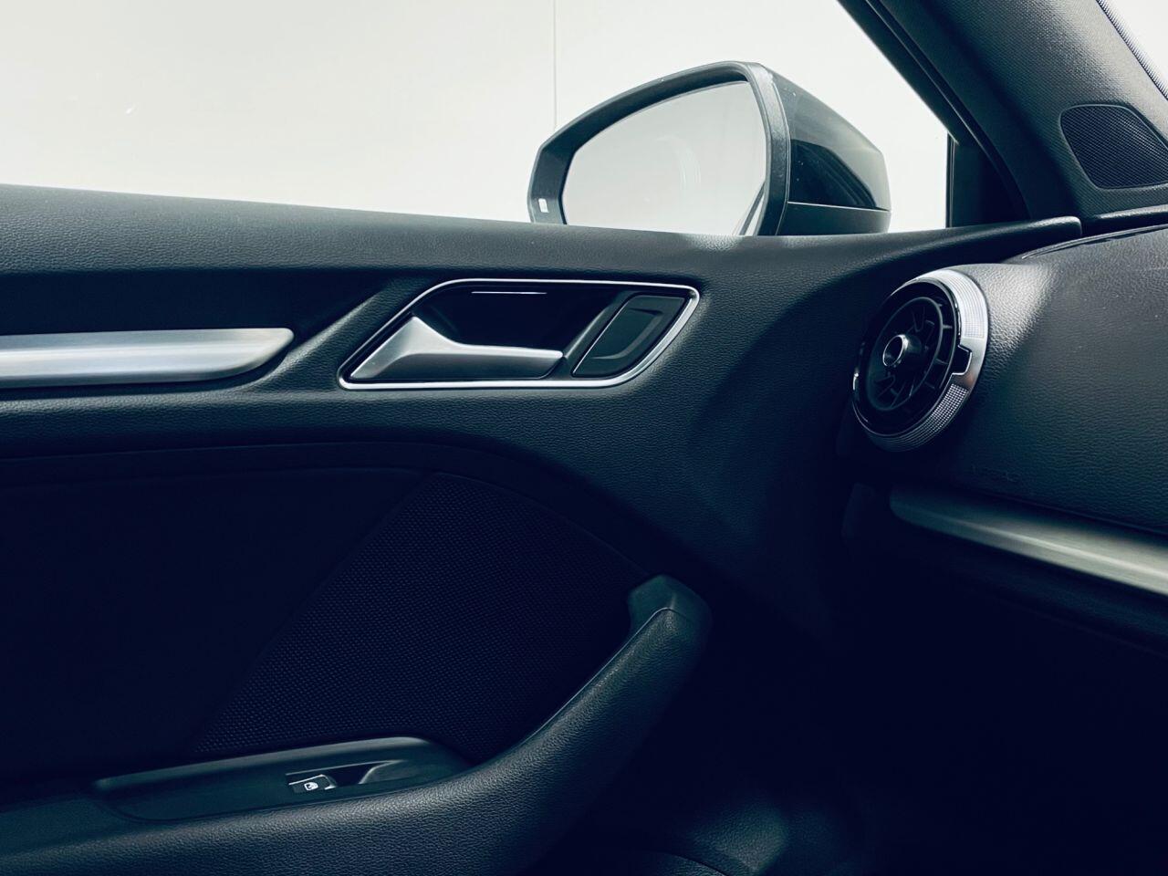 Audi S3 view 24