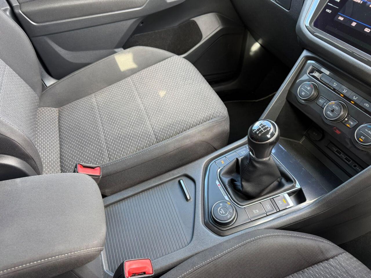Volkswagen Tiguan Allspace view 42
