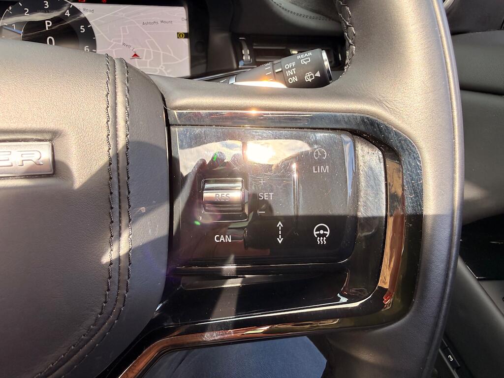 Land Rover Range Rover Evoque view 50