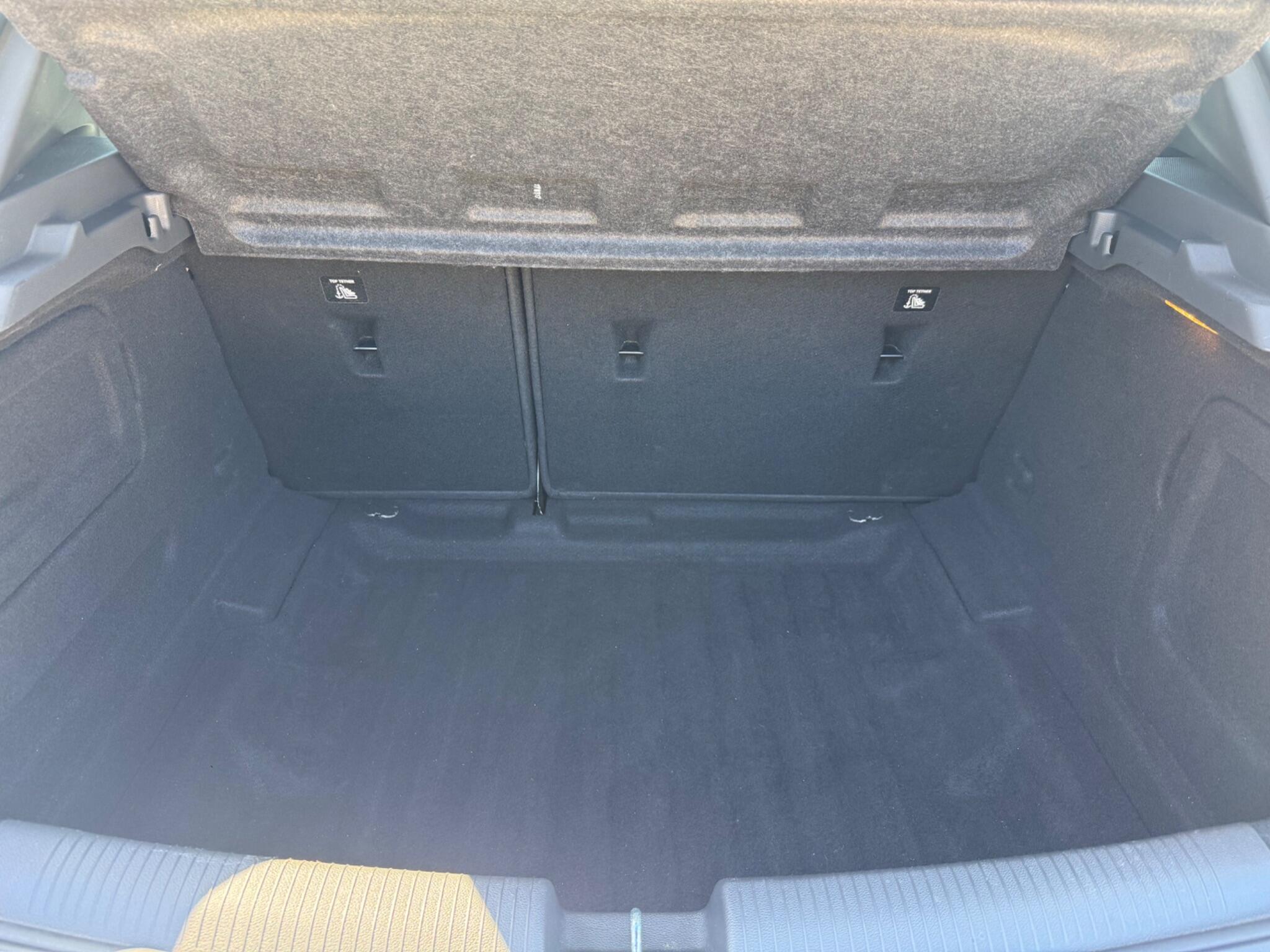 Vauxhall Astra view 13