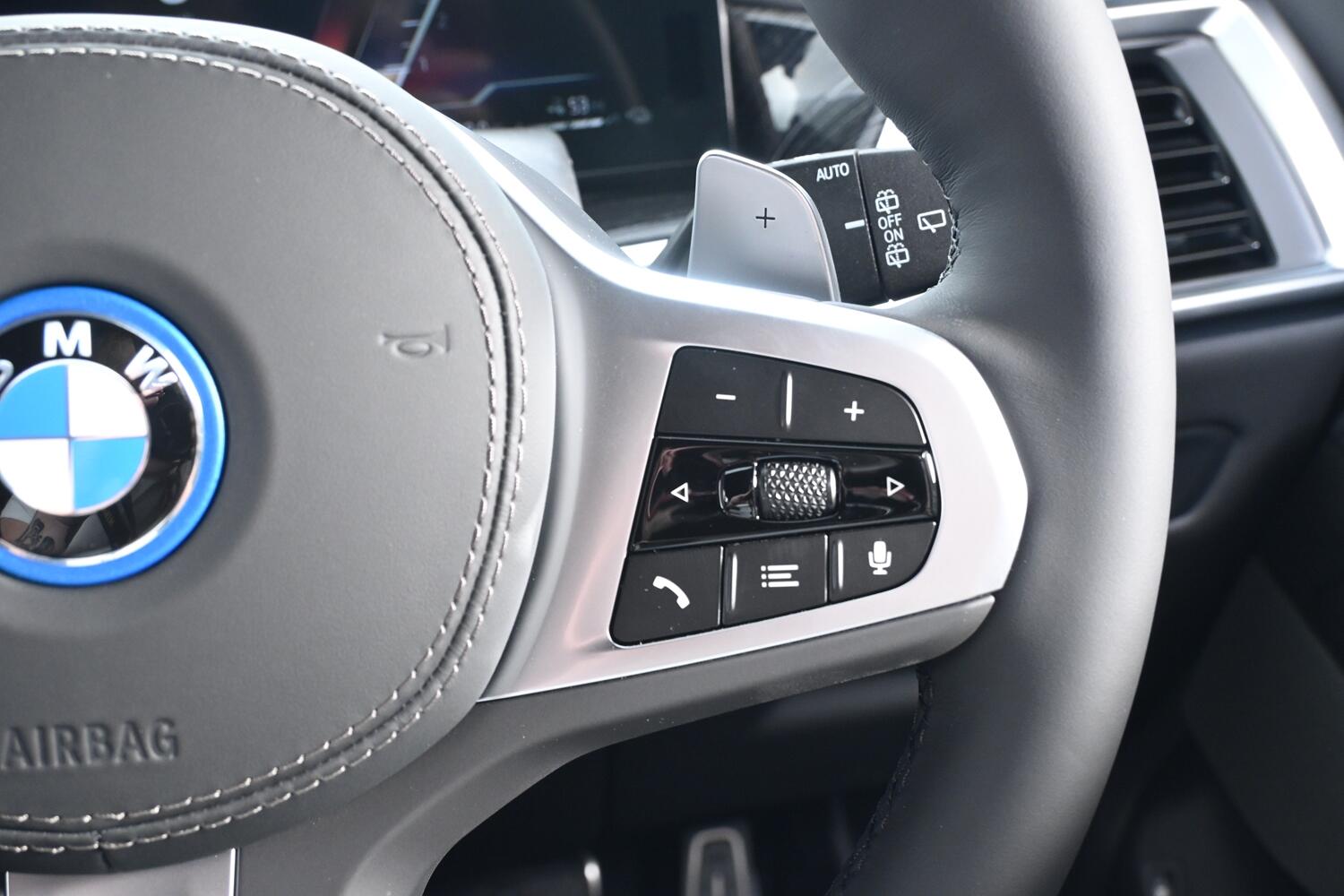 BMW X5 view 18