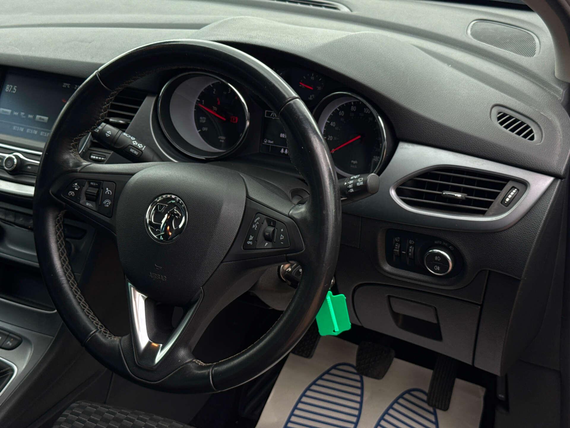 Vauxhall Astra view 49
