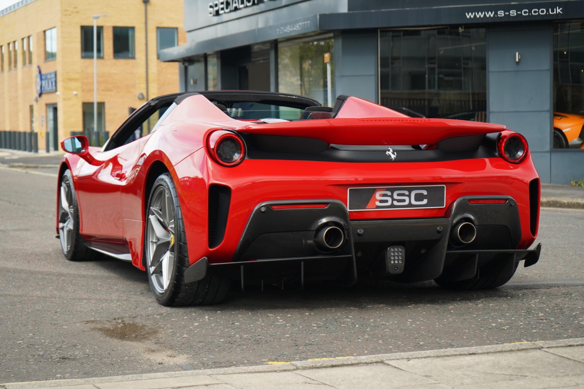 Ferrari 488 Pista view 17