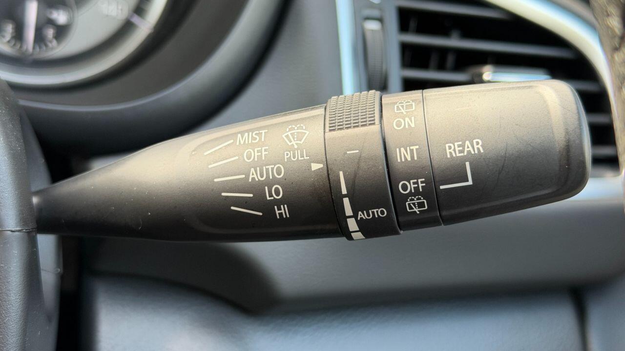 Suzuki S-Cross view 20