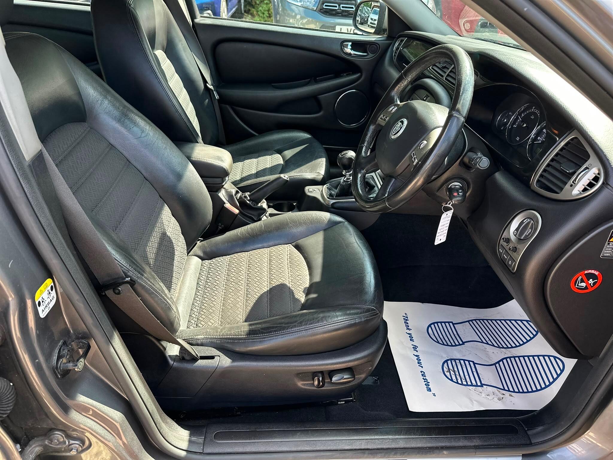 Jaguar X-Type view 30