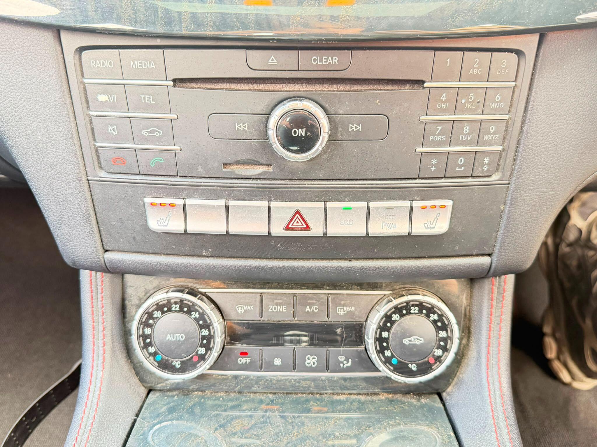 Mercedes-Benz CLS view 29