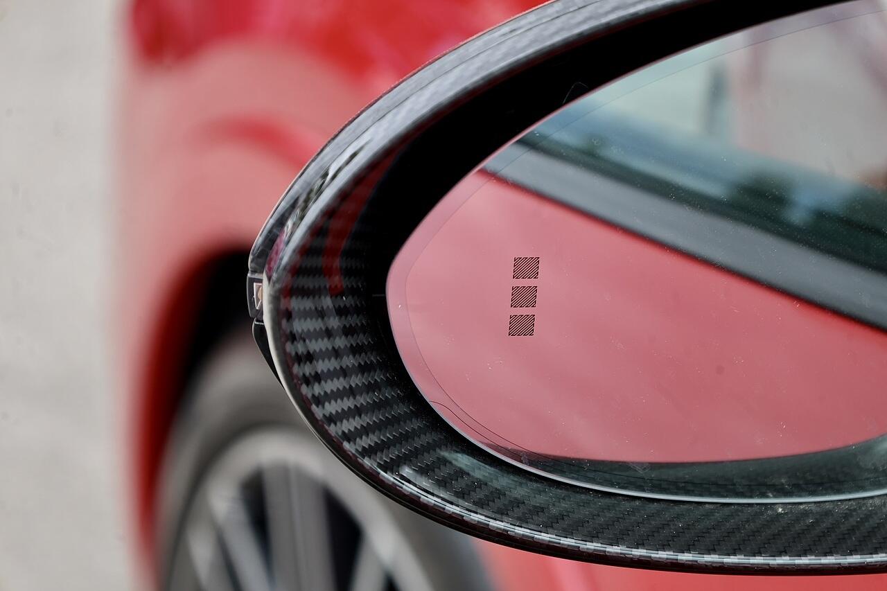 Porsche Cayenne view 45