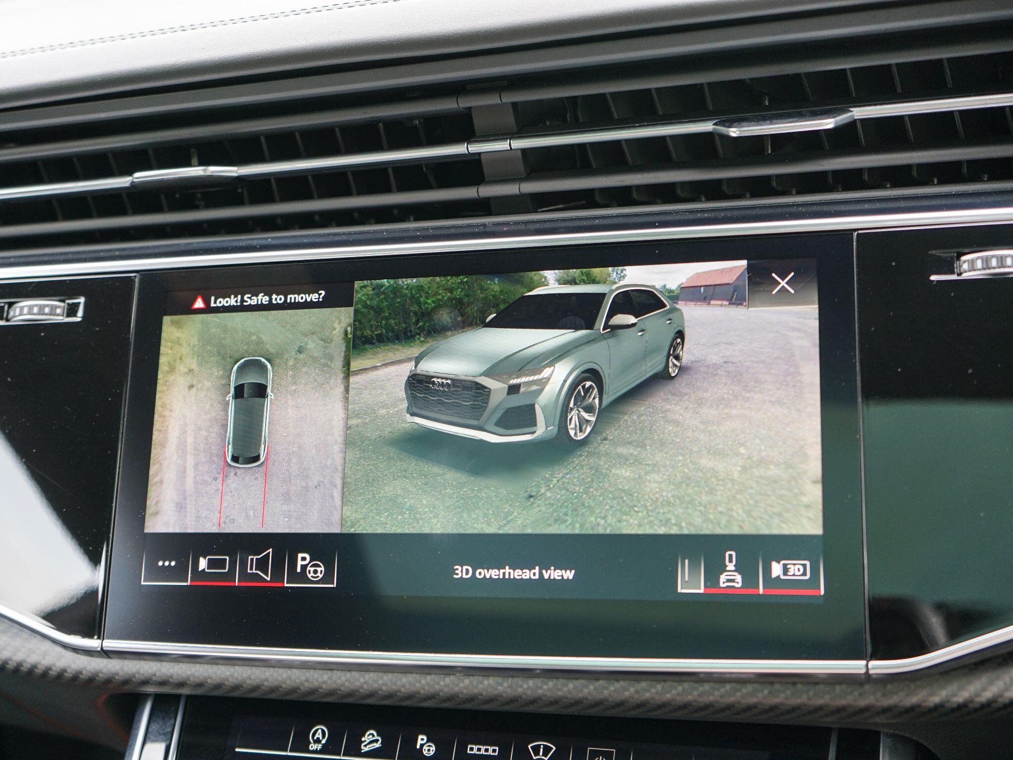 Audi RSQ8 view 29