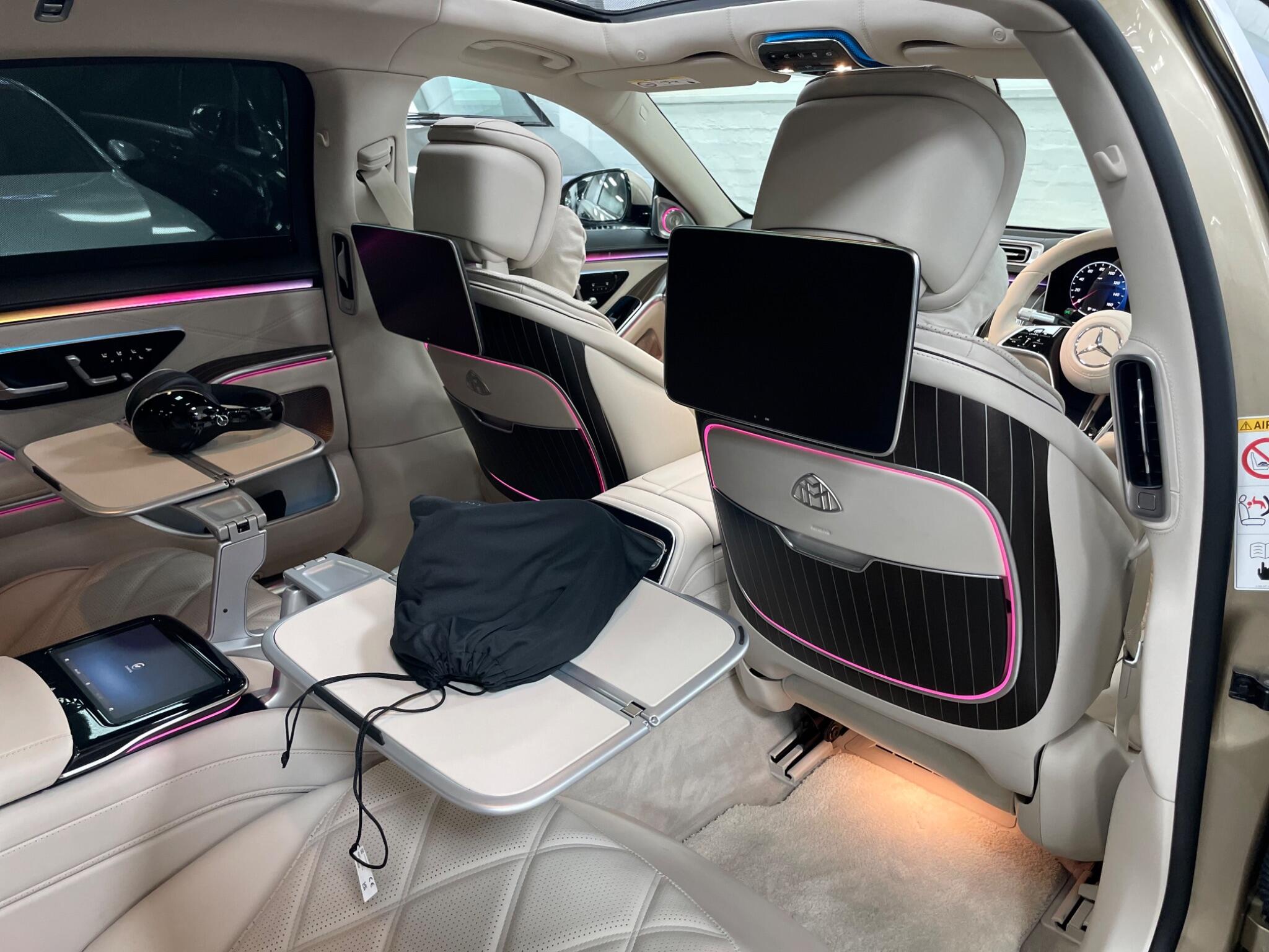 Mercedes-Benz S-Class view 17
