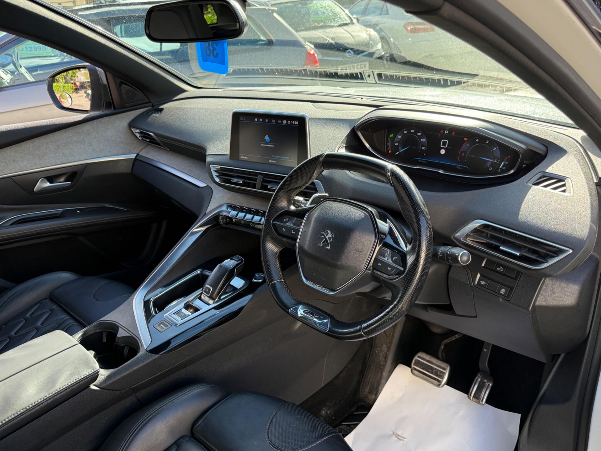 Peugeot 3008 - Image 32