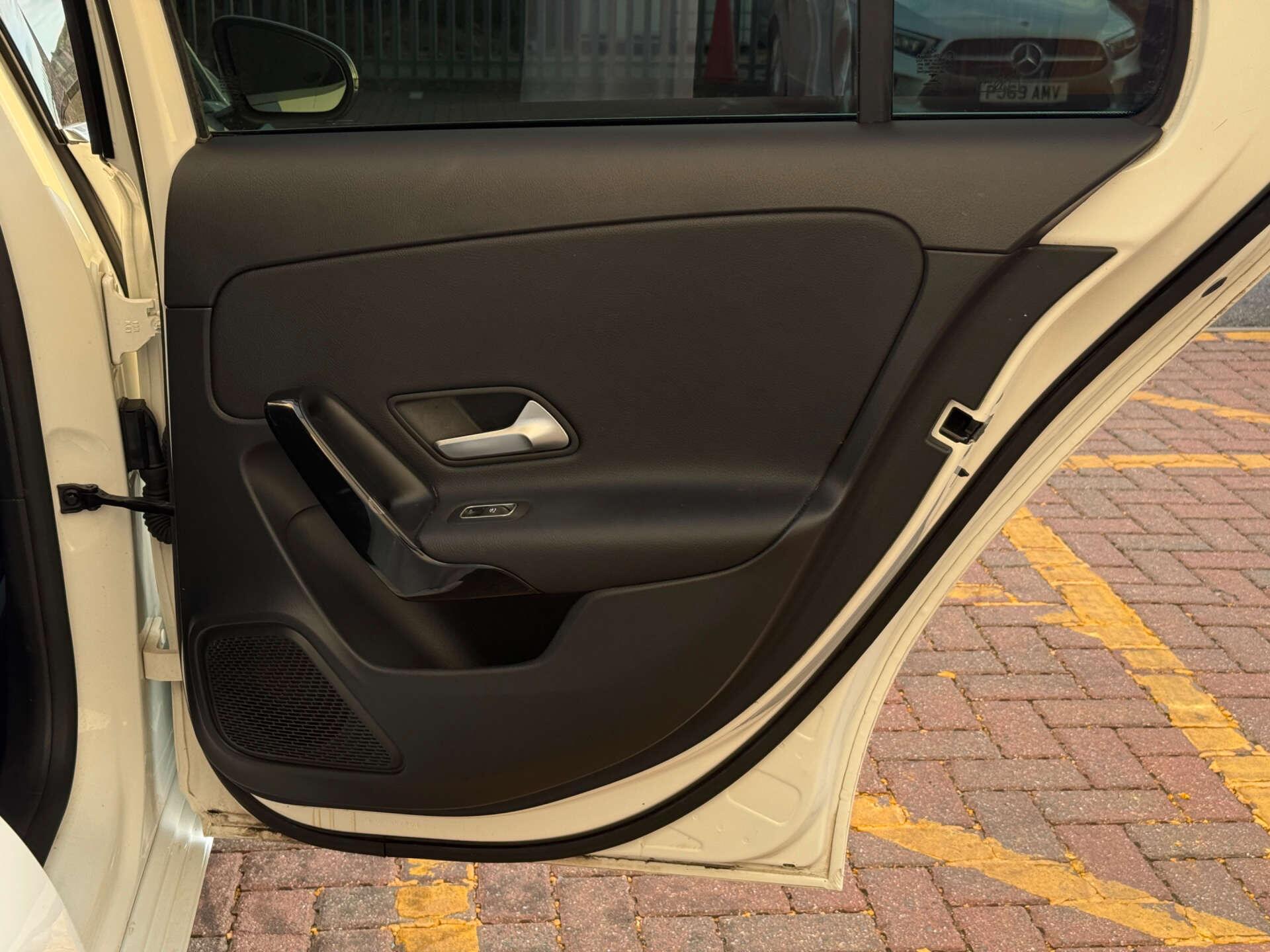 Mercedes-Benz A Class view 30