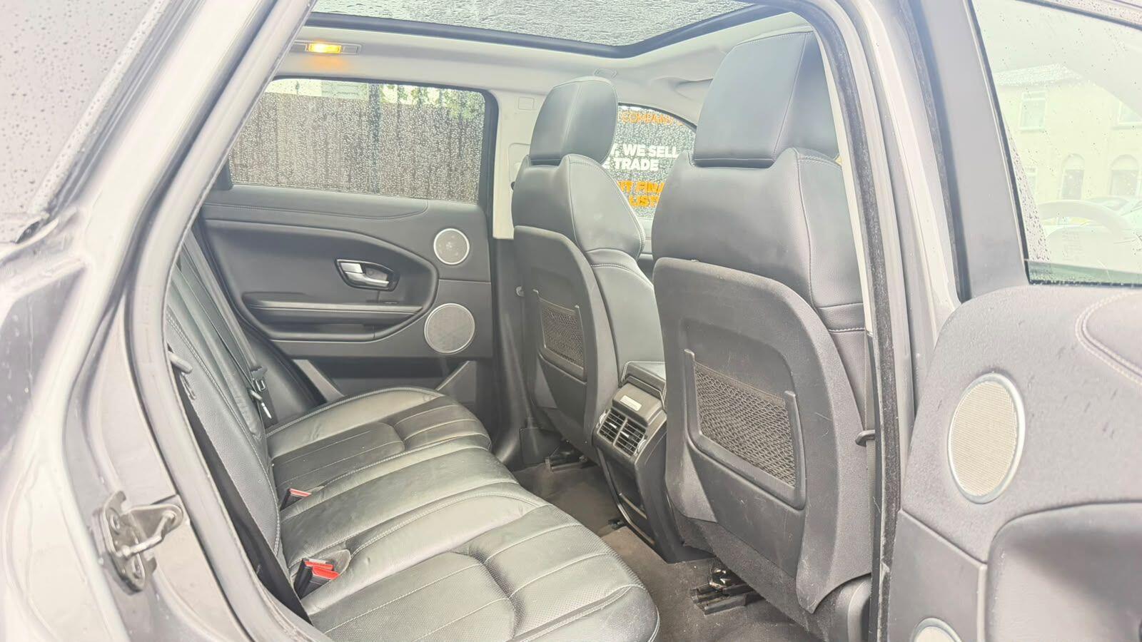 Land Rover Range Rover Evoque view 19