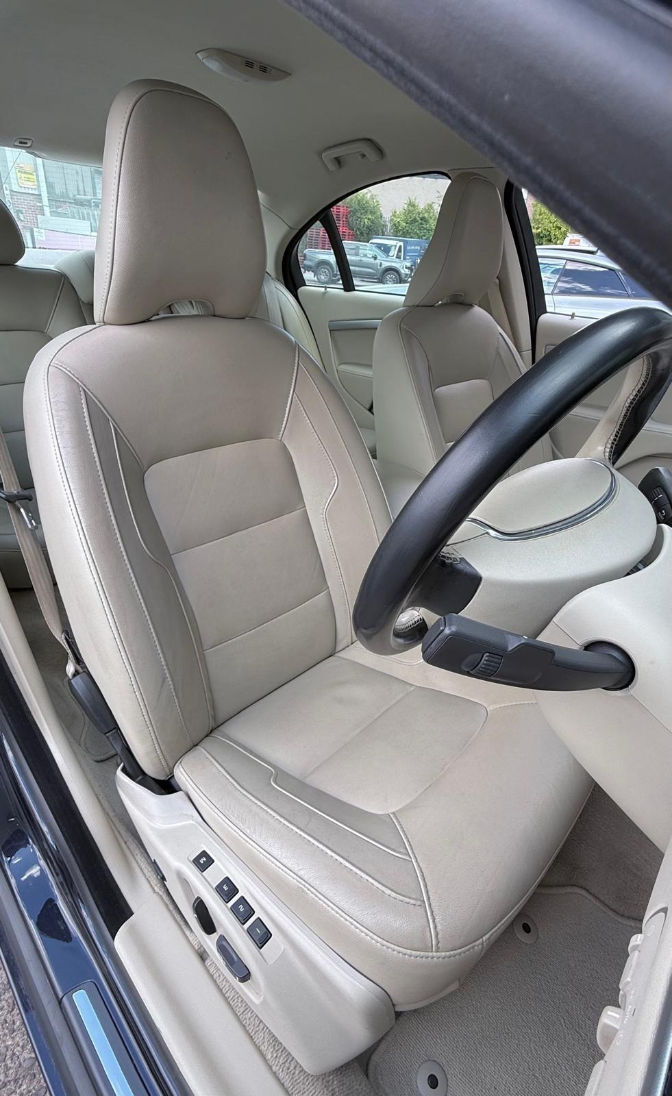 Volvo S80 view 49