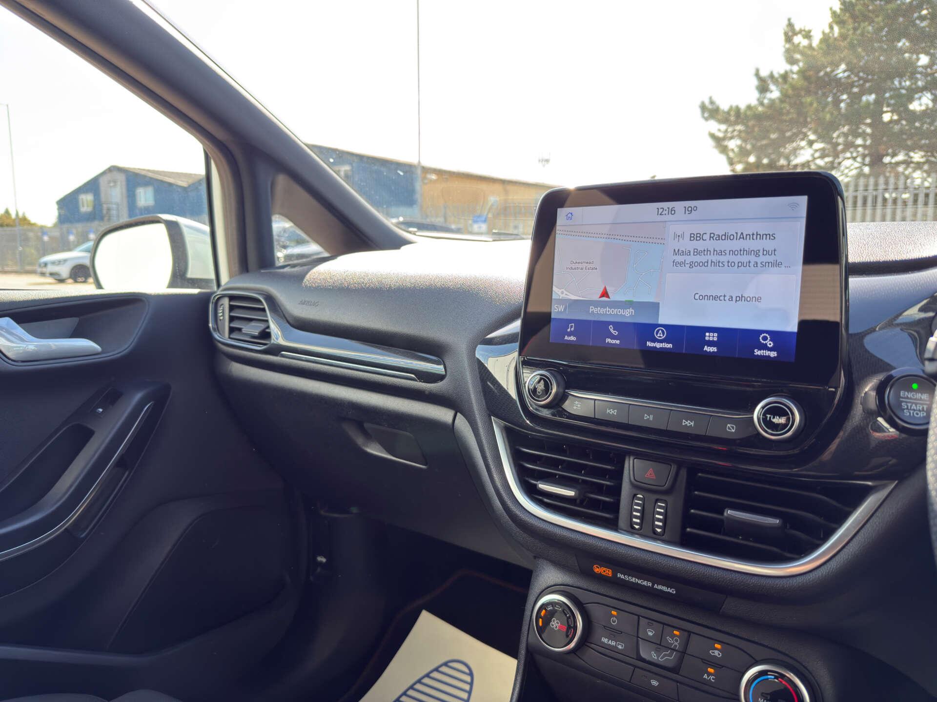 Ford Fiesta view 50