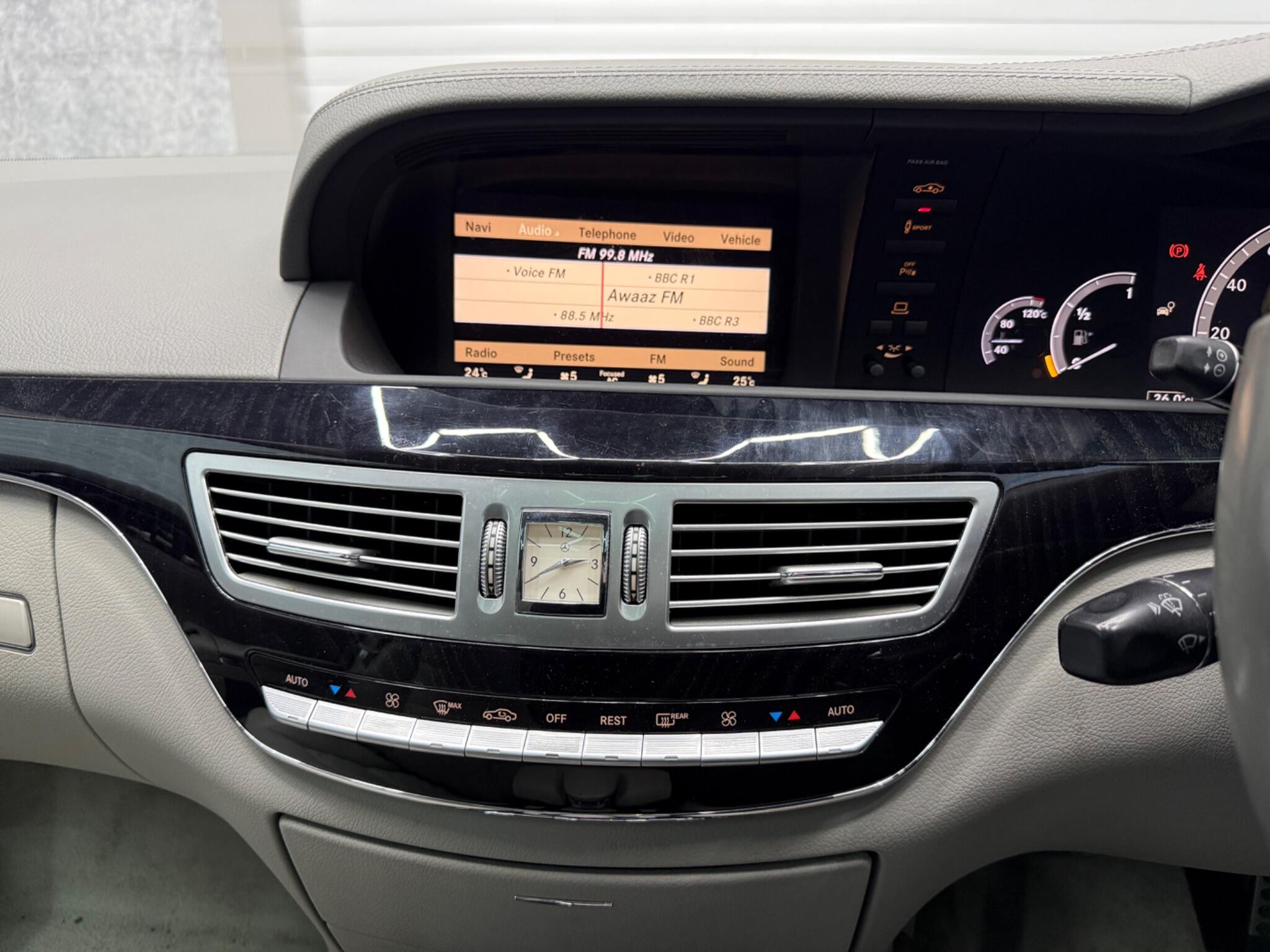 Mercedes-Benz S Class view 14
