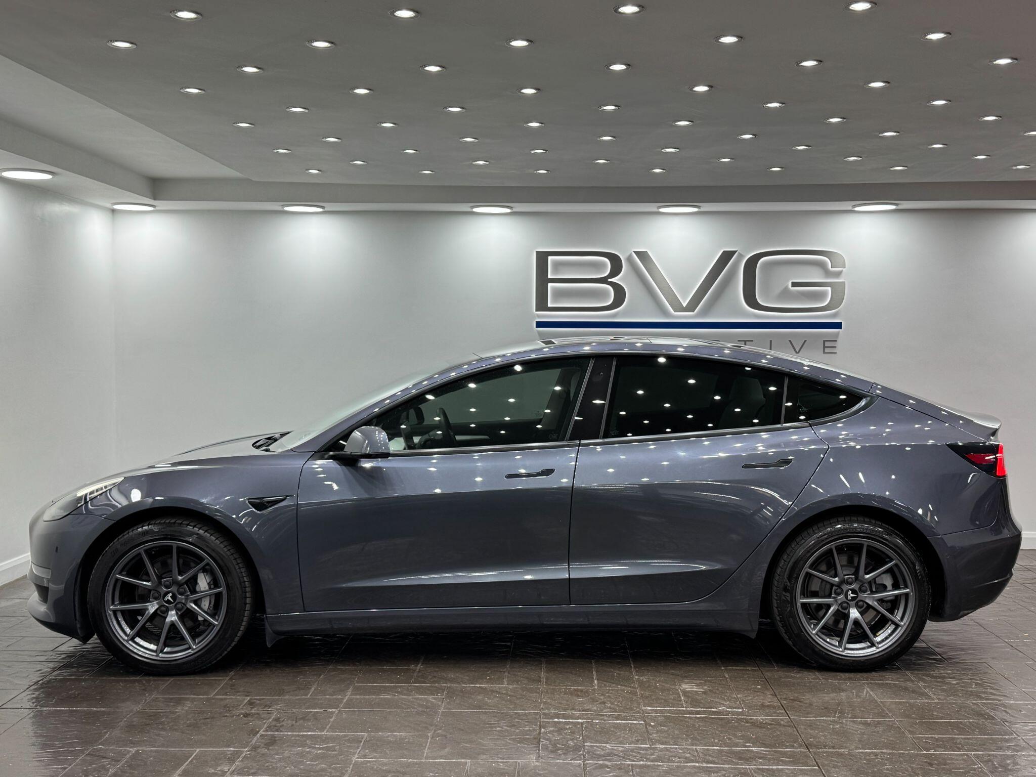 Tesla Model 3 view 9