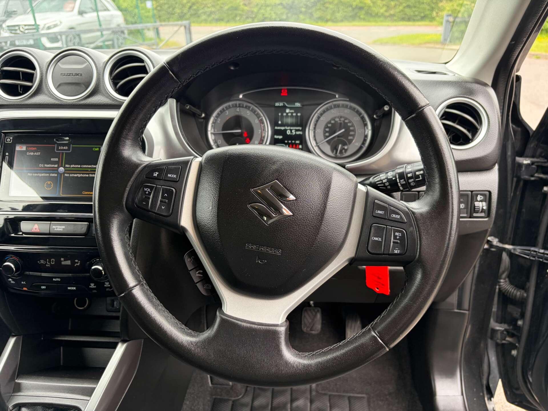 Suzuki Vitara view 37