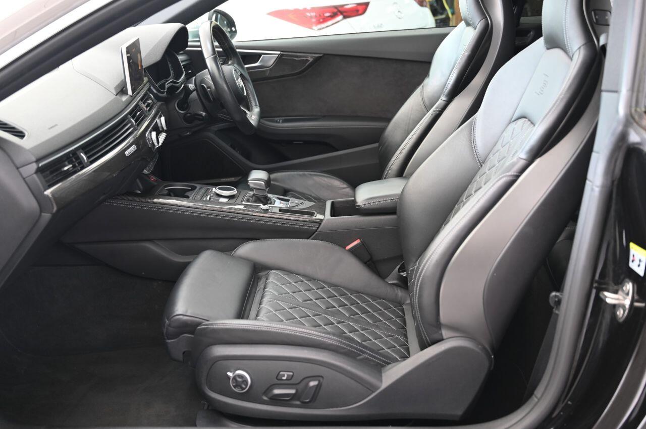 Audi S5 view 14