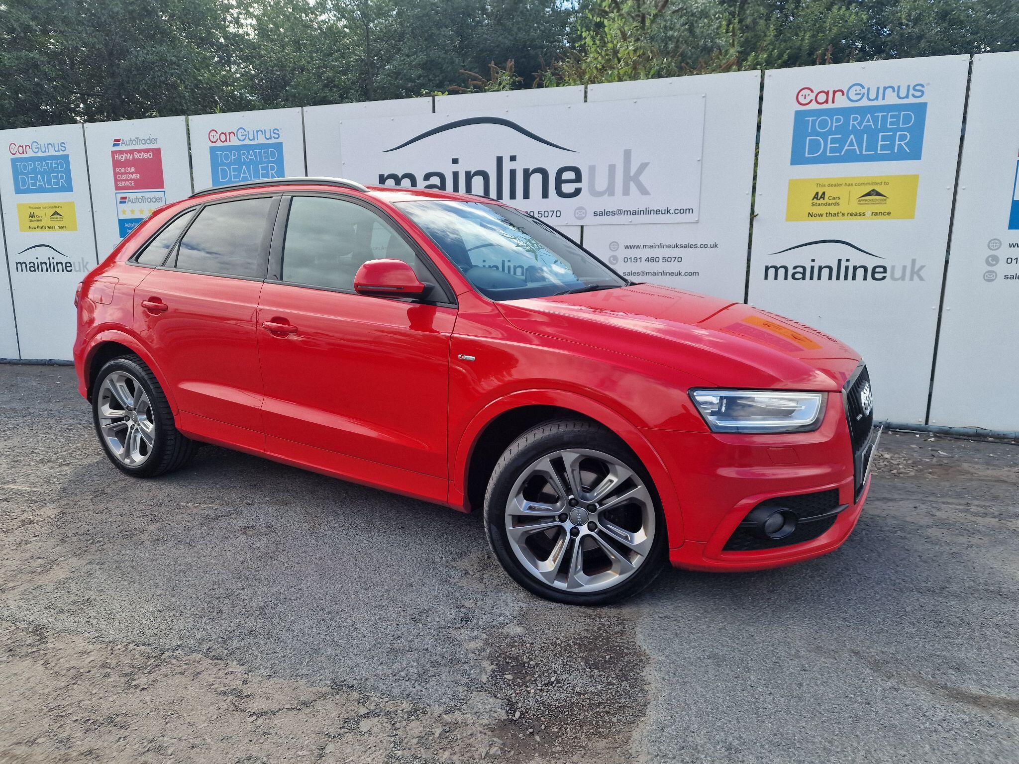 Audi Q3 view 10