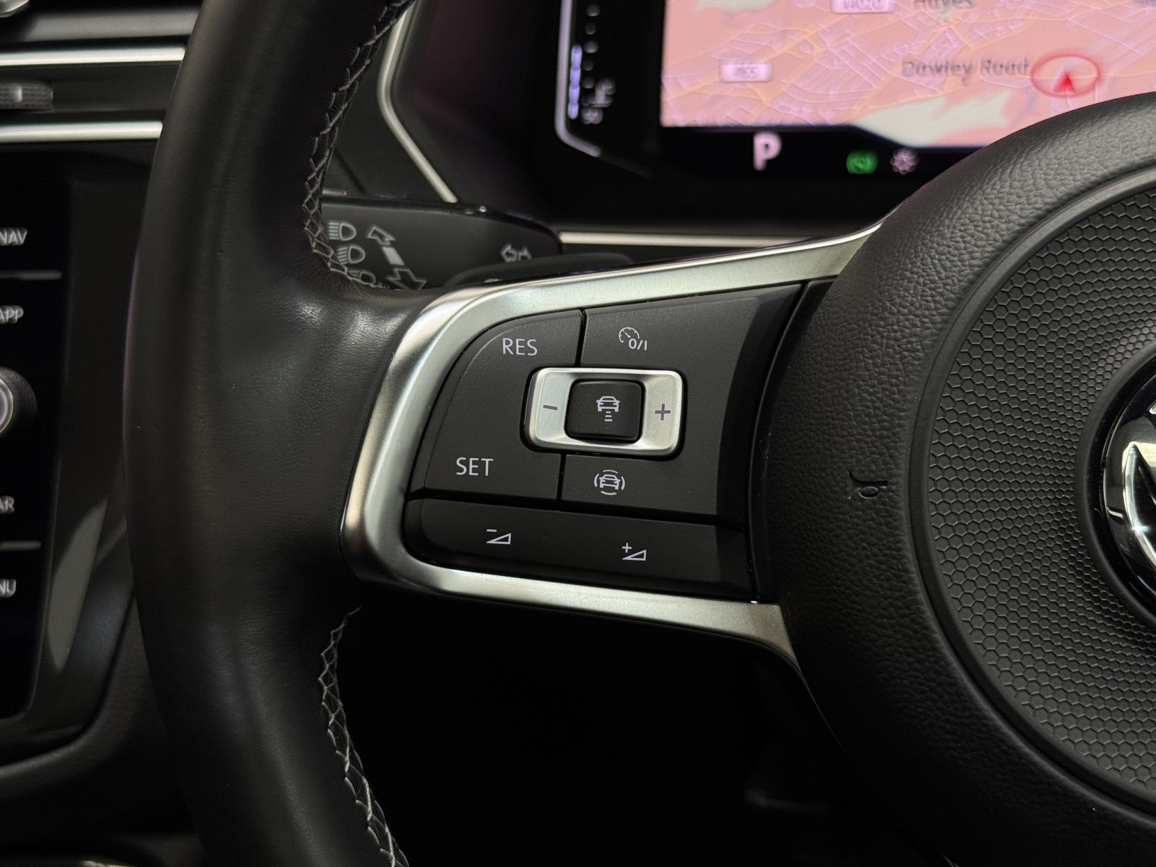Volkswagen Tiguan view 42