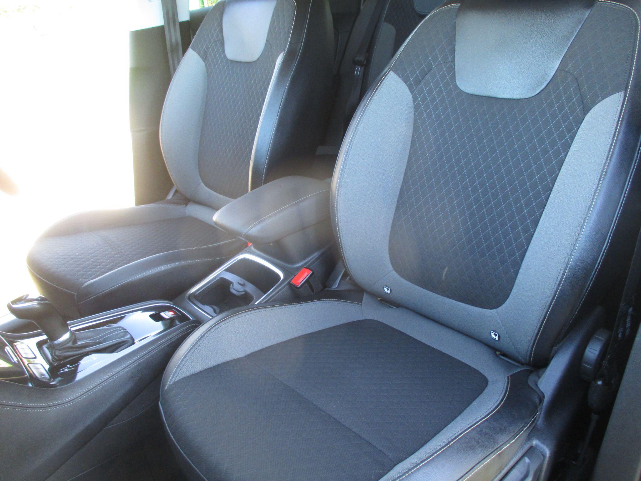 Vauxhall Grandland X view 33