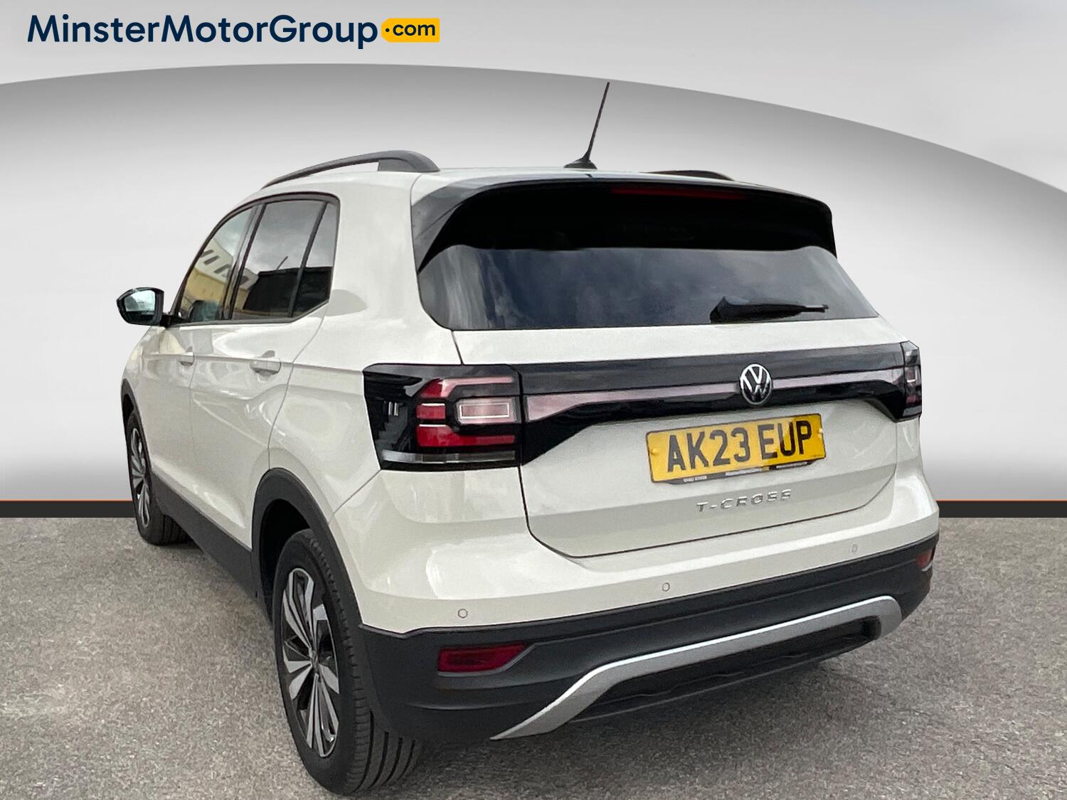 Volkswagen T-Cross view 4