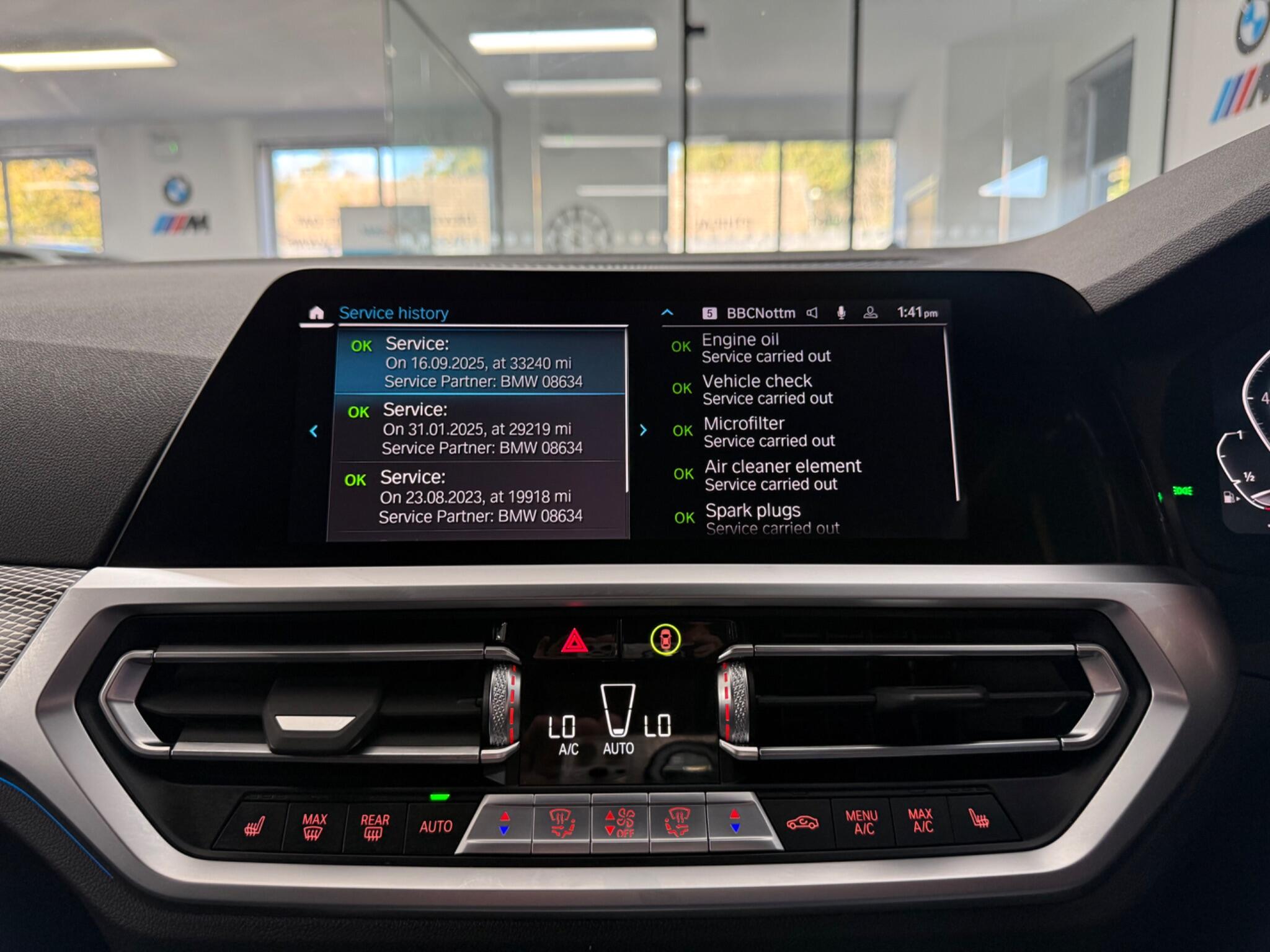 BMW 3 Series view 14