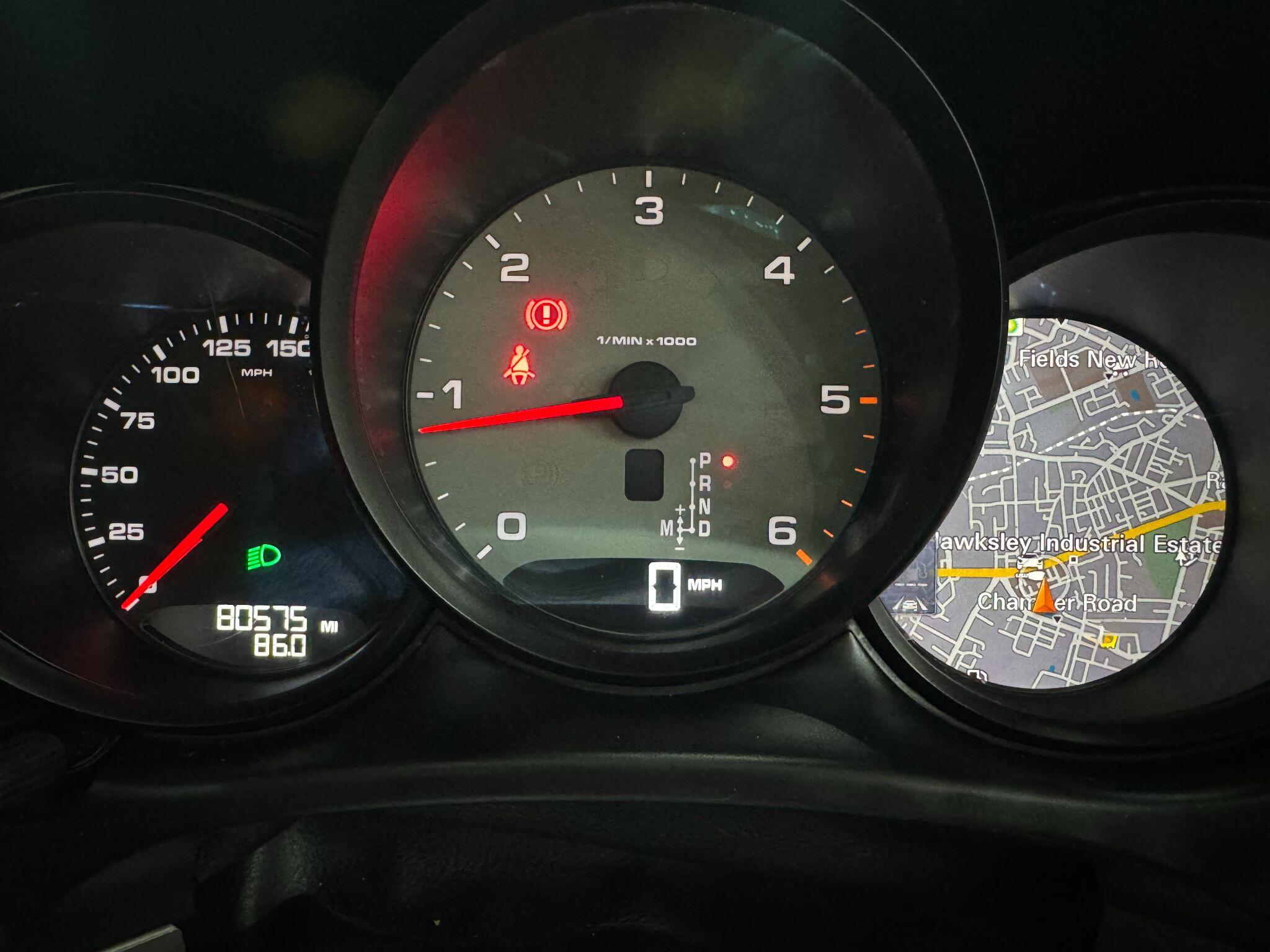 Porsche Macan view 33