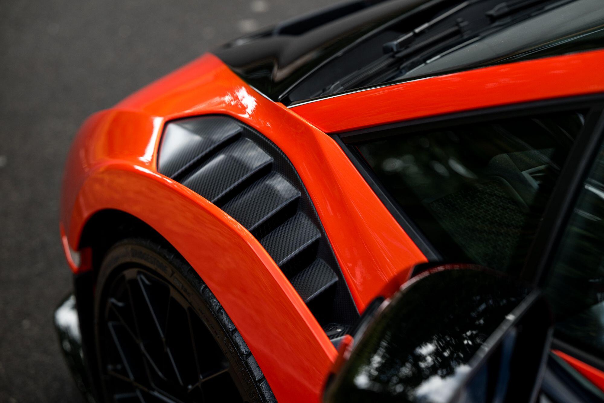 Lamborghini Huracan view 23