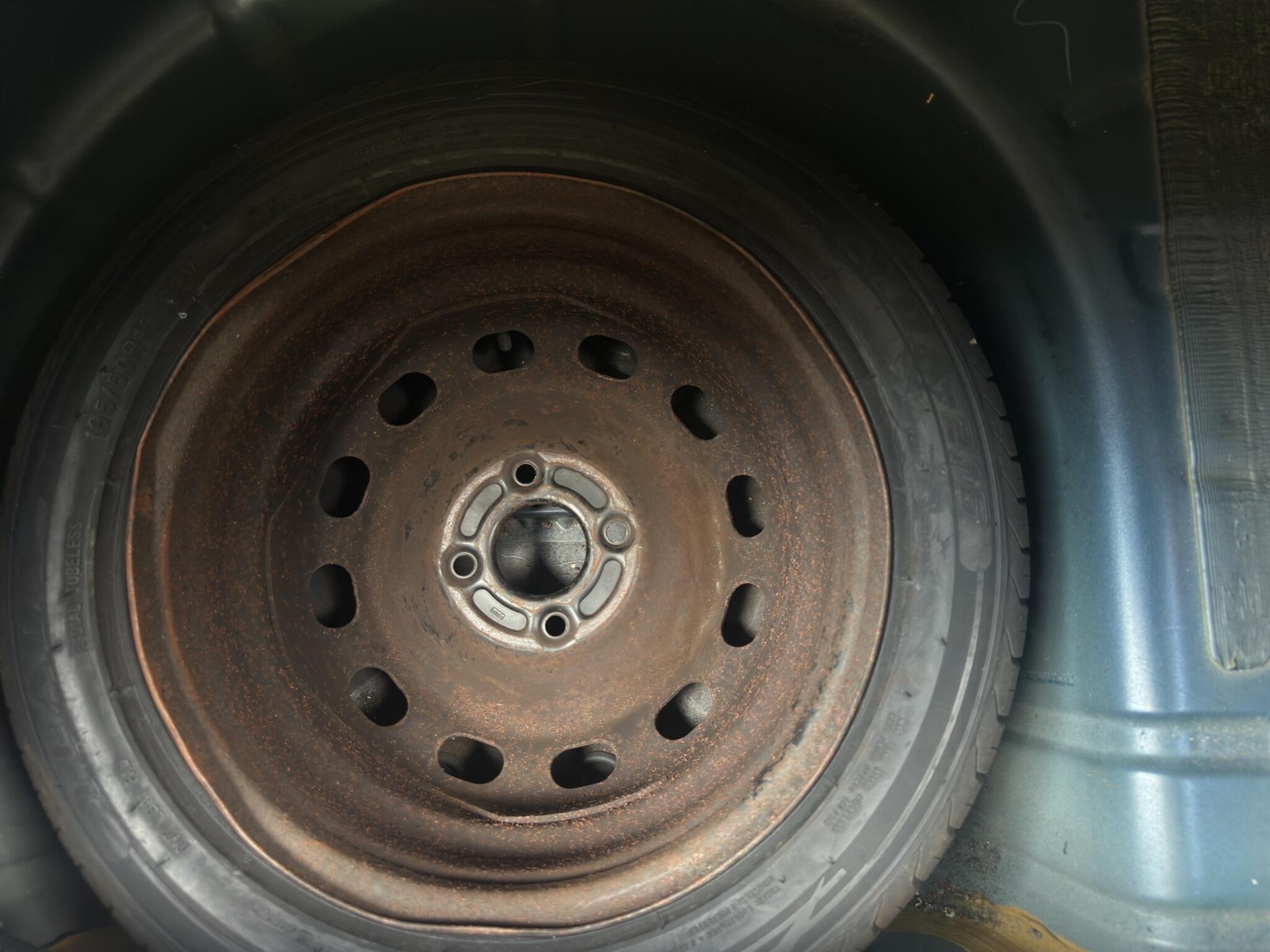 Ford Fiesta view 25