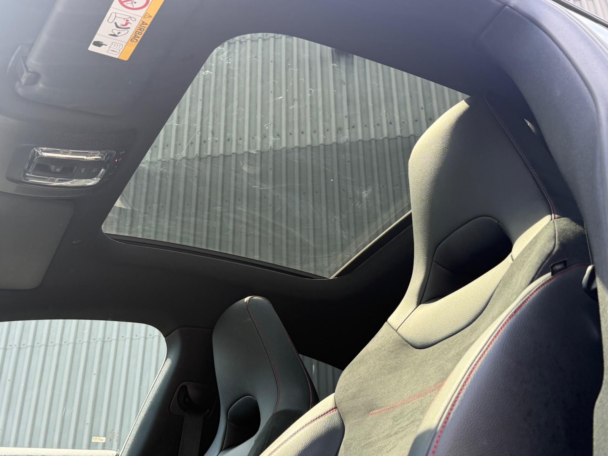 Mercedes-Benz Cla view 14